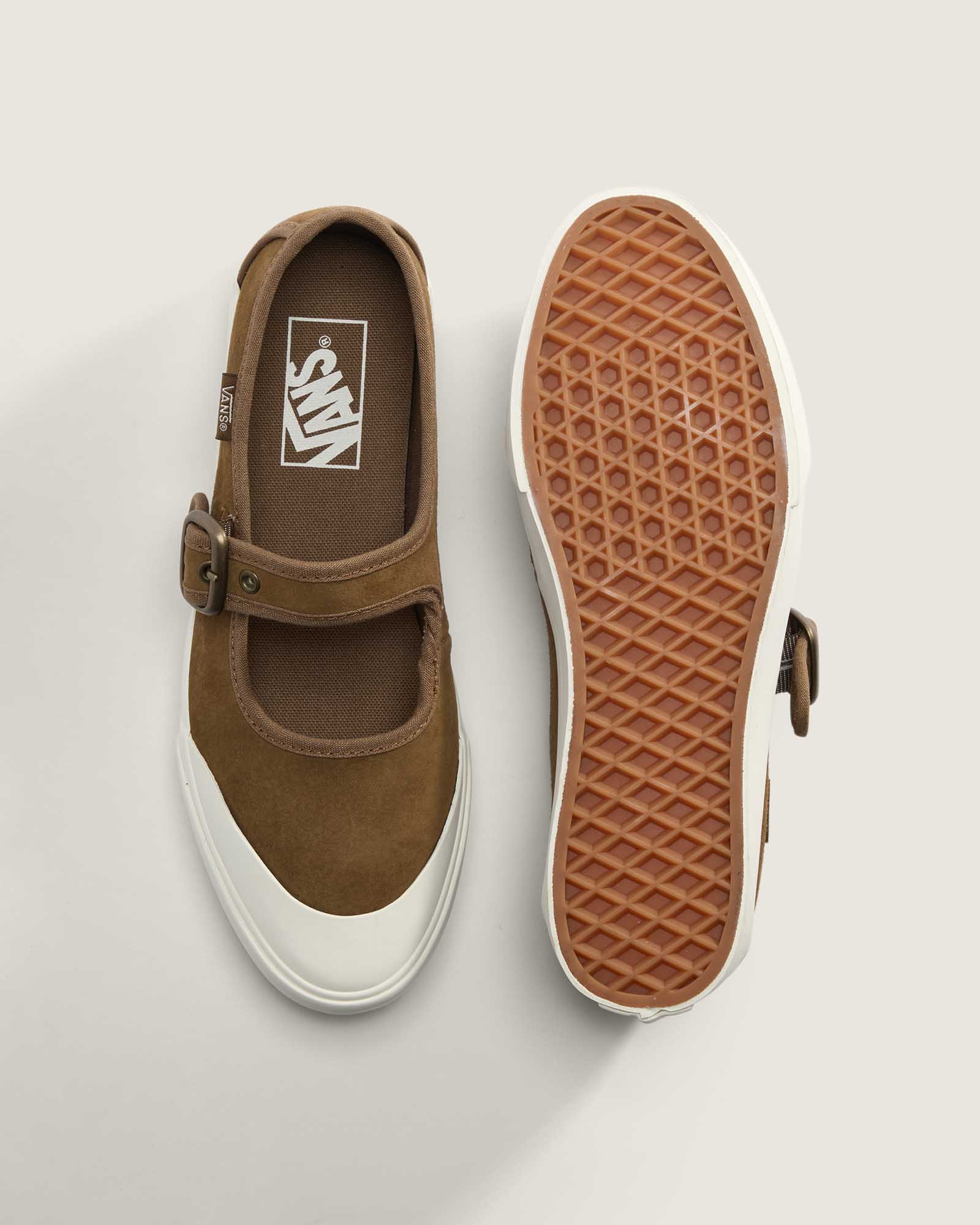 VANS バンズ スニーカー MARY JANE PIG SUEDE SEPIA VN000CRR0E0 メリージェーン ピッグスエード セピア 女性用 メリージェーン ピッグスエード| VANS（ヴァンズ）公式ストア