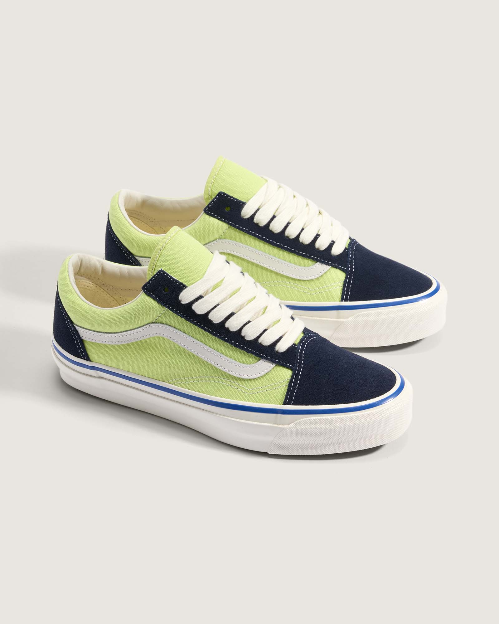 PREMIUM オールドスクール| VANS（ヴァンズ）公式ストア