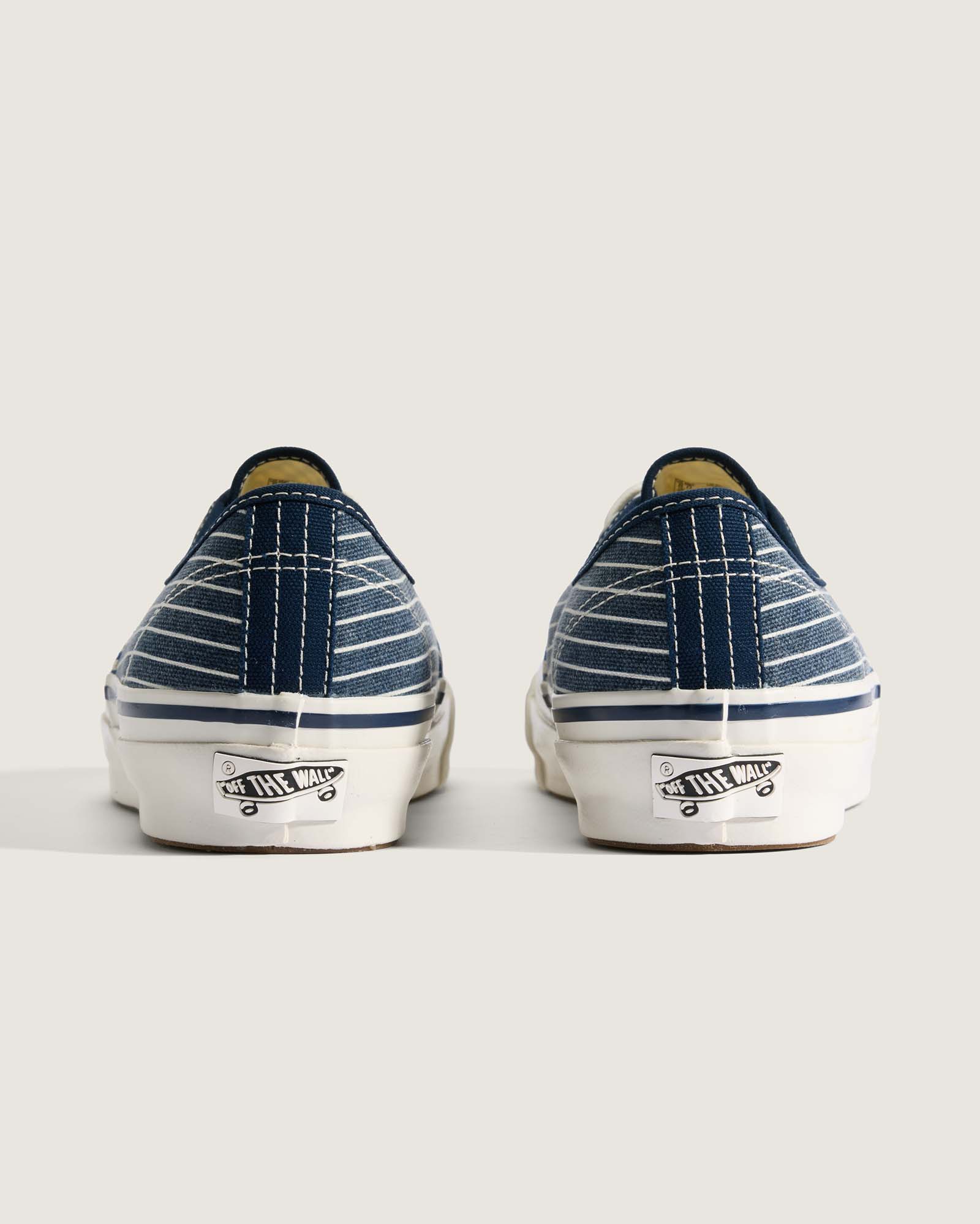 PREMIUM オーセンティック| VANS（ヴァンズ）公式ストア