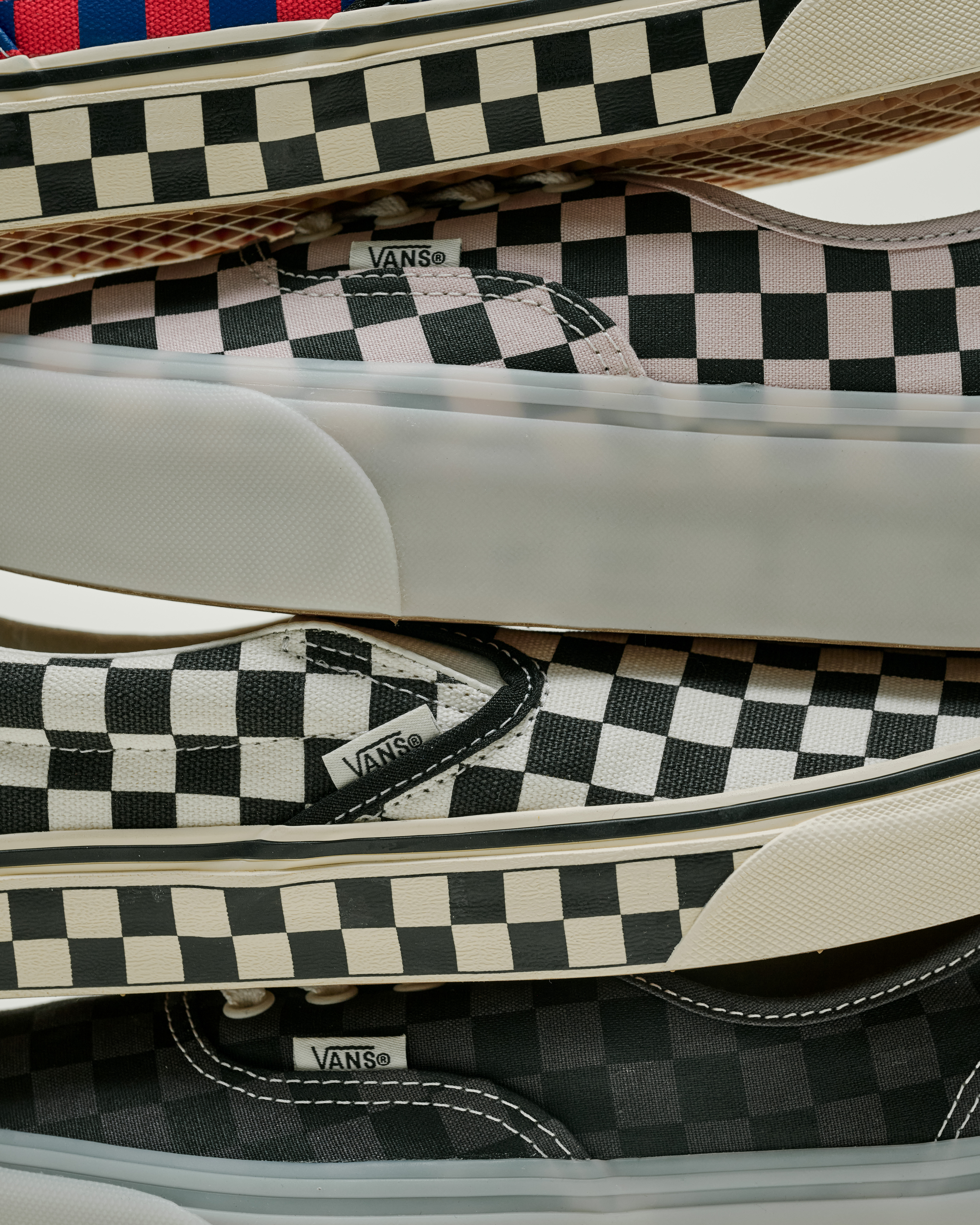 クラシック スリッポン| VANS（ヴァンズ）公式ストア
