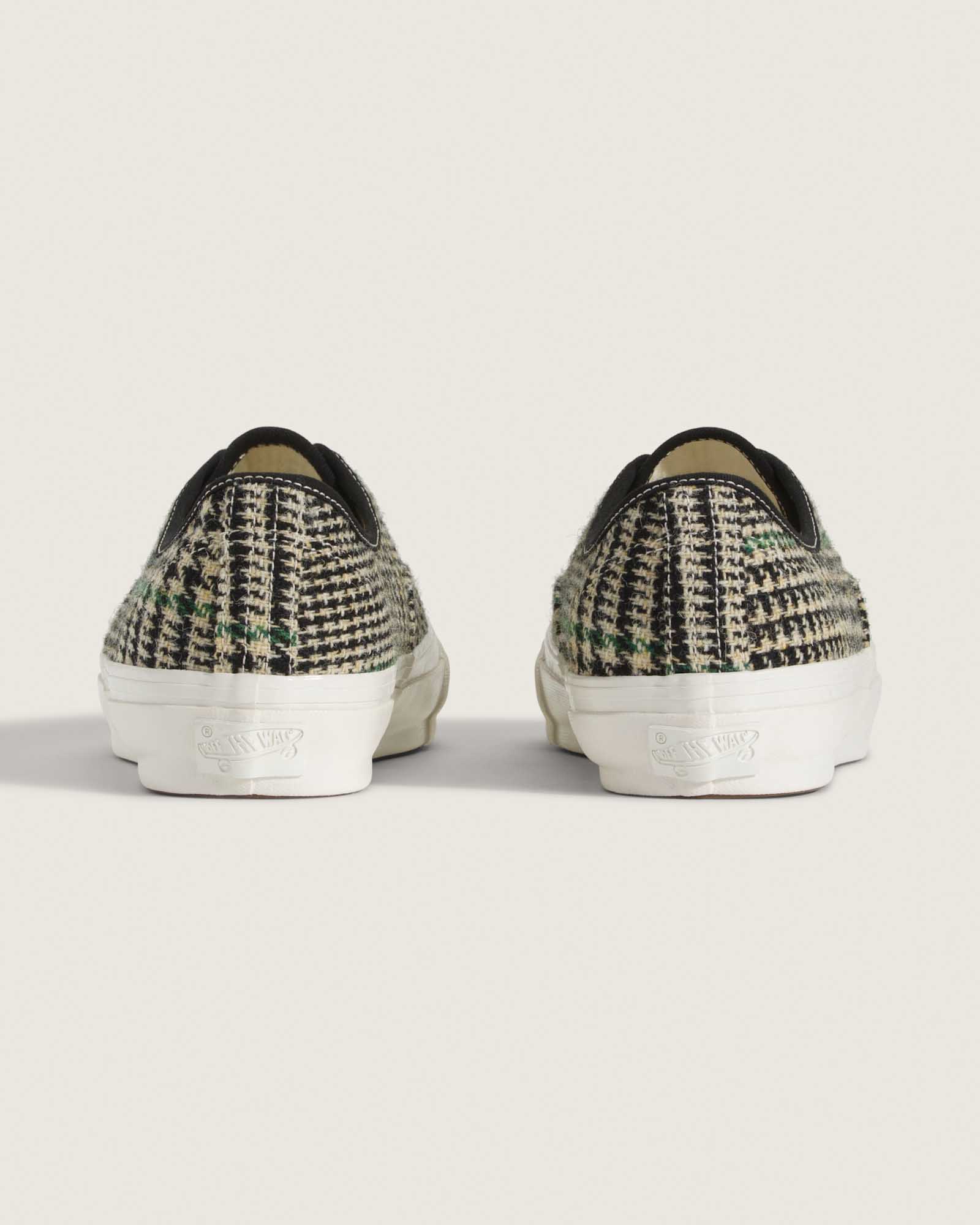 【希少】familiar × Harris Tweed ファミリアショー WEB受注】カスタマイズTシャツ 胸ポケット〈春のファミリア