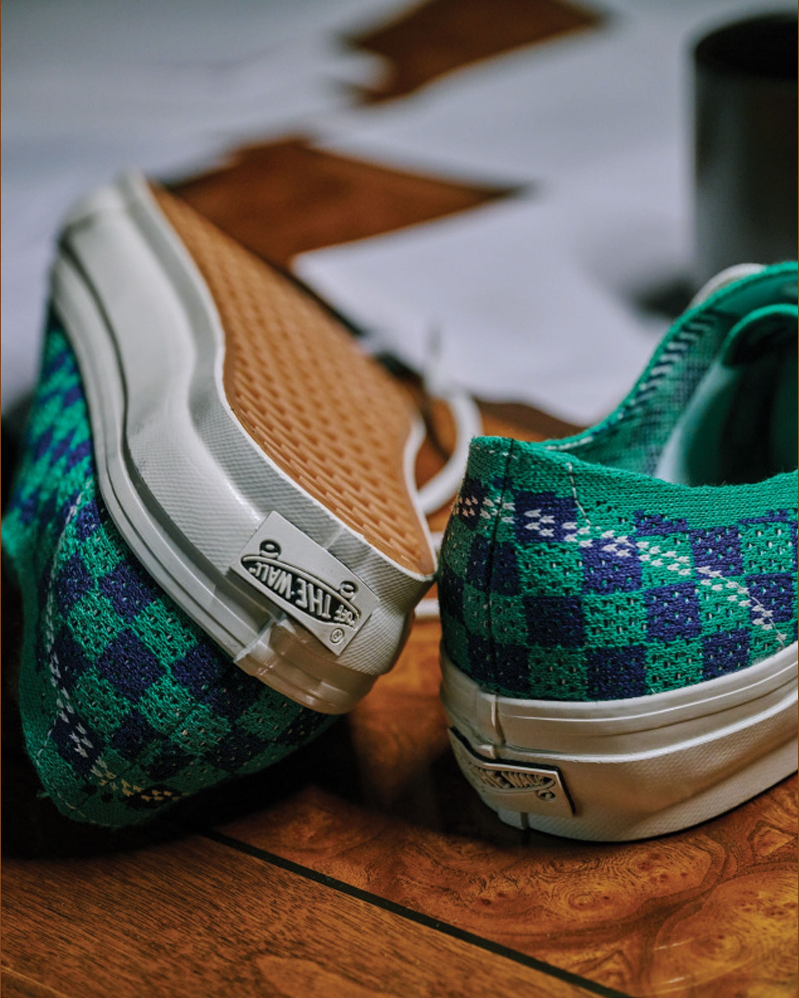 PREMIUM オーセンティック EK| VANS（ヴァンズ）公式ストア