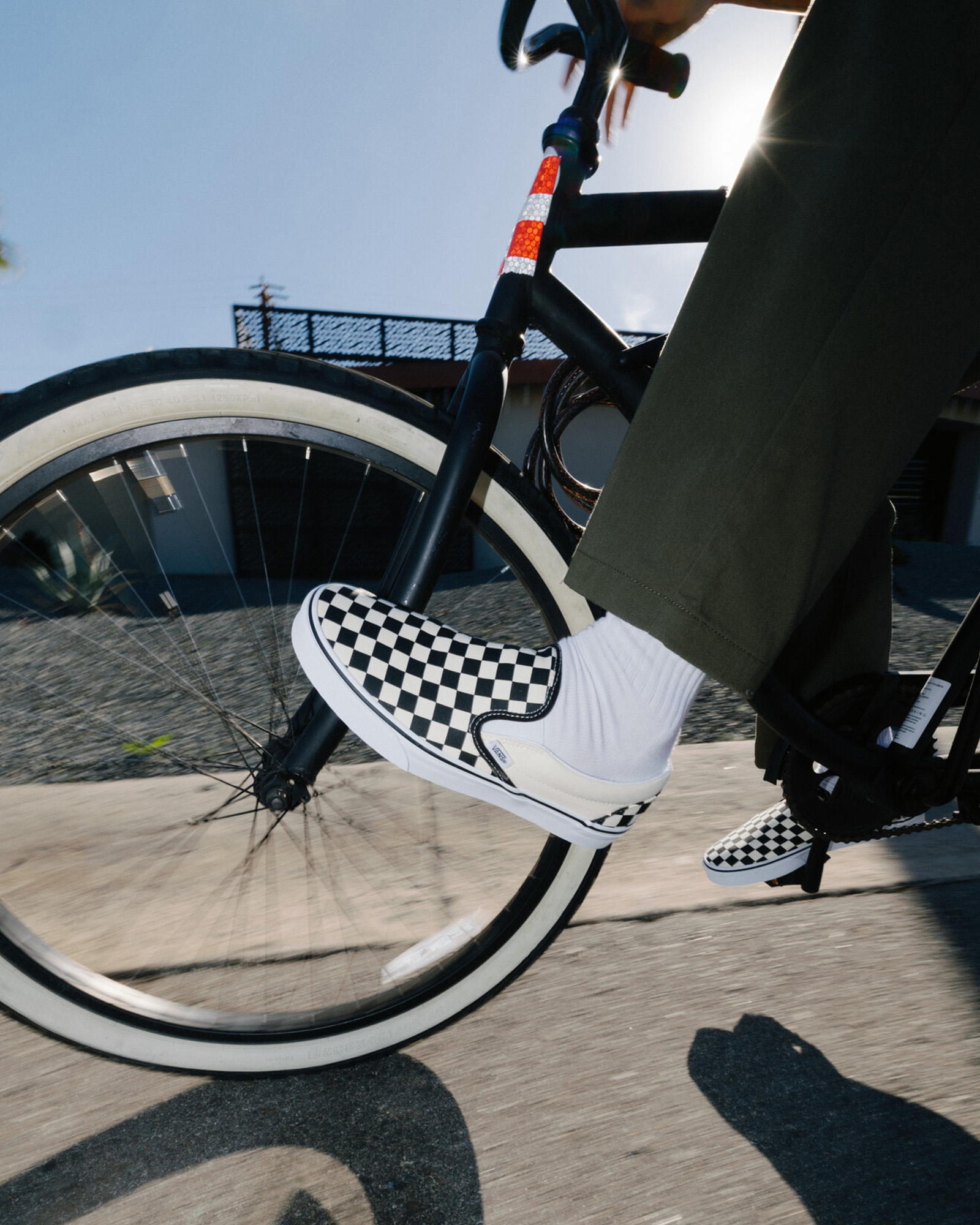 クラシック スリッポン| VANS（ヴァンズ）公式ストア