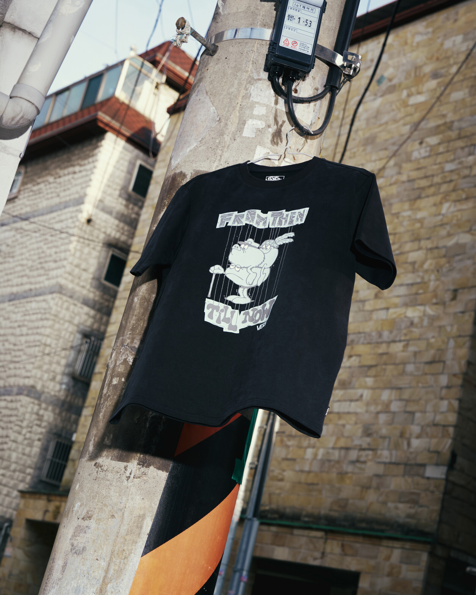 SOON.EASY ウィメンズ Tシャツ| VANS（ヴァンズ）公式ストア