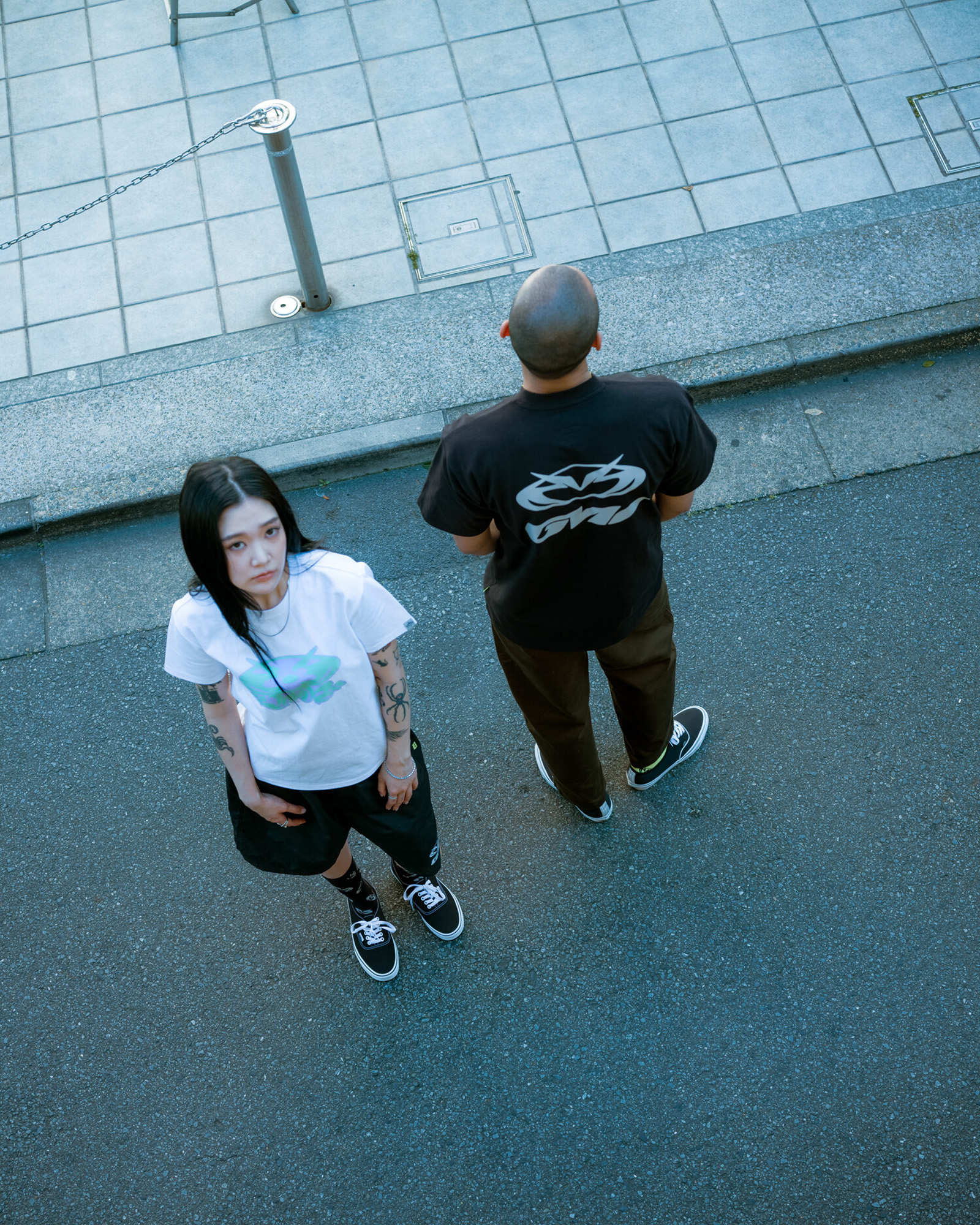 GUCCIMAZE Tシャツ| VANS（ヴァンズ）公式ストア