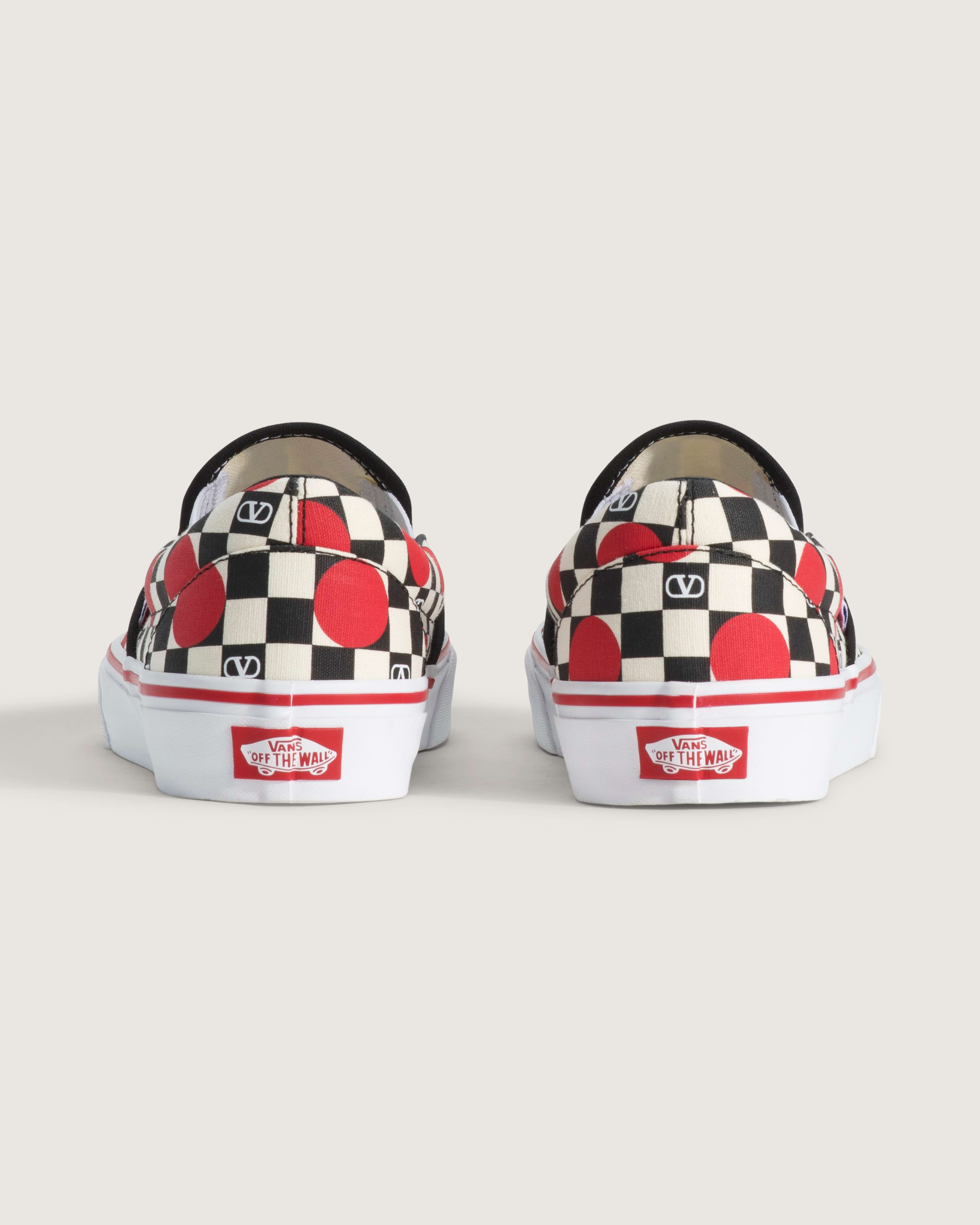 totominiさま専用VALENTINOヴァレンティノVロゴ スリッポン Valentino Garavani and Vans クラシック スリッポン| VANS（ヴァンズ