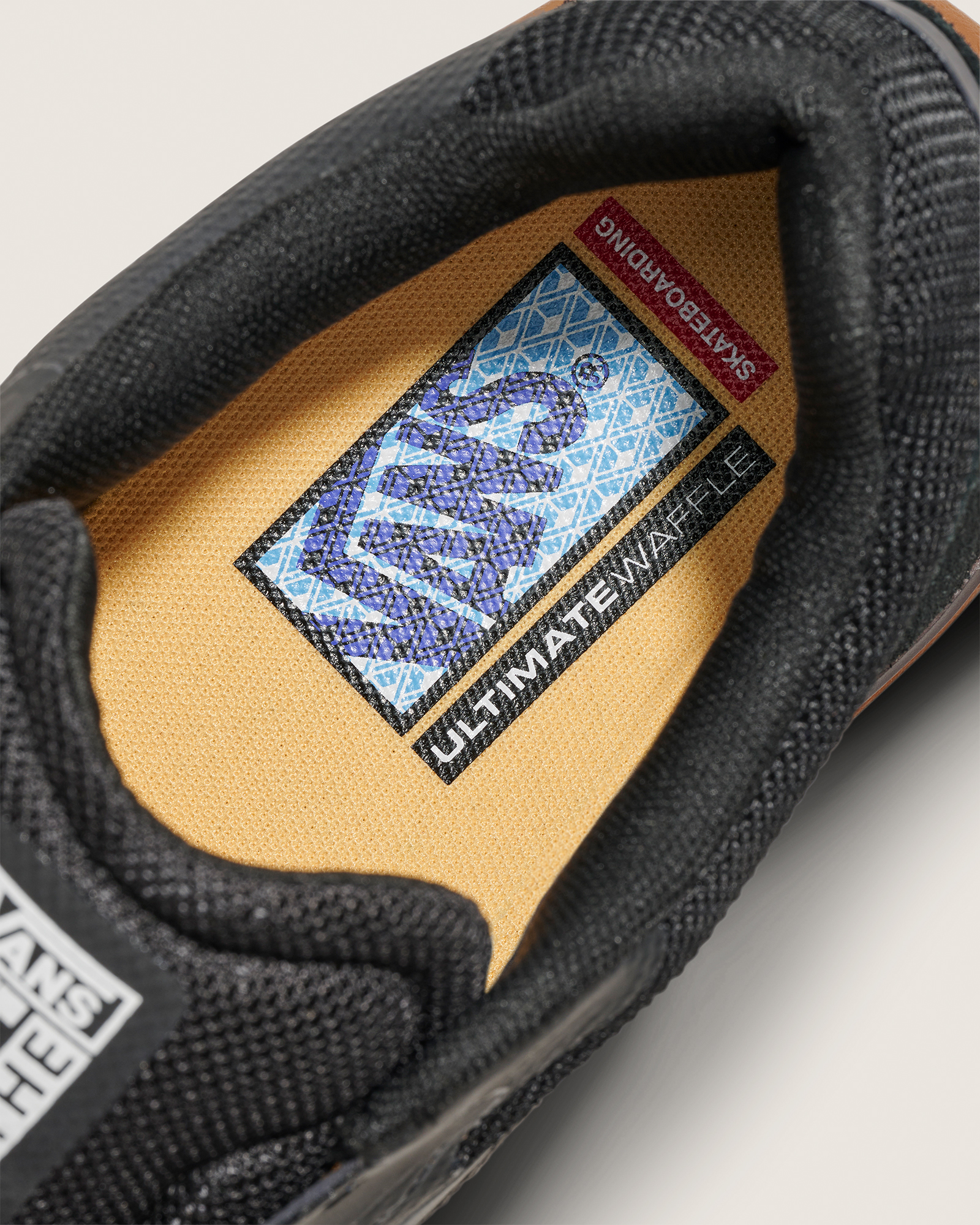 AVE 2.0| VANS（ヴァンズ）公式ストア