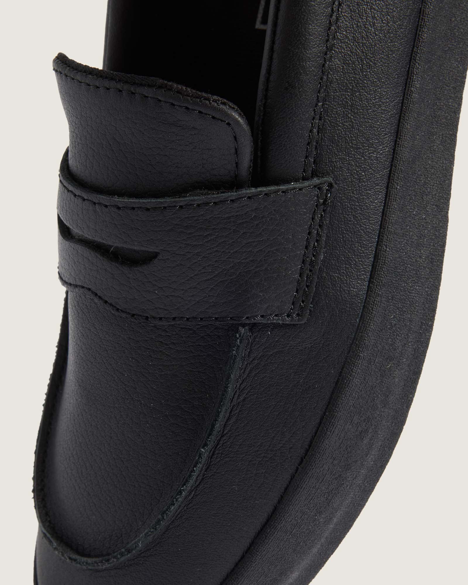 スケート ローファー| VANS（ヴァンズ）公式ストア