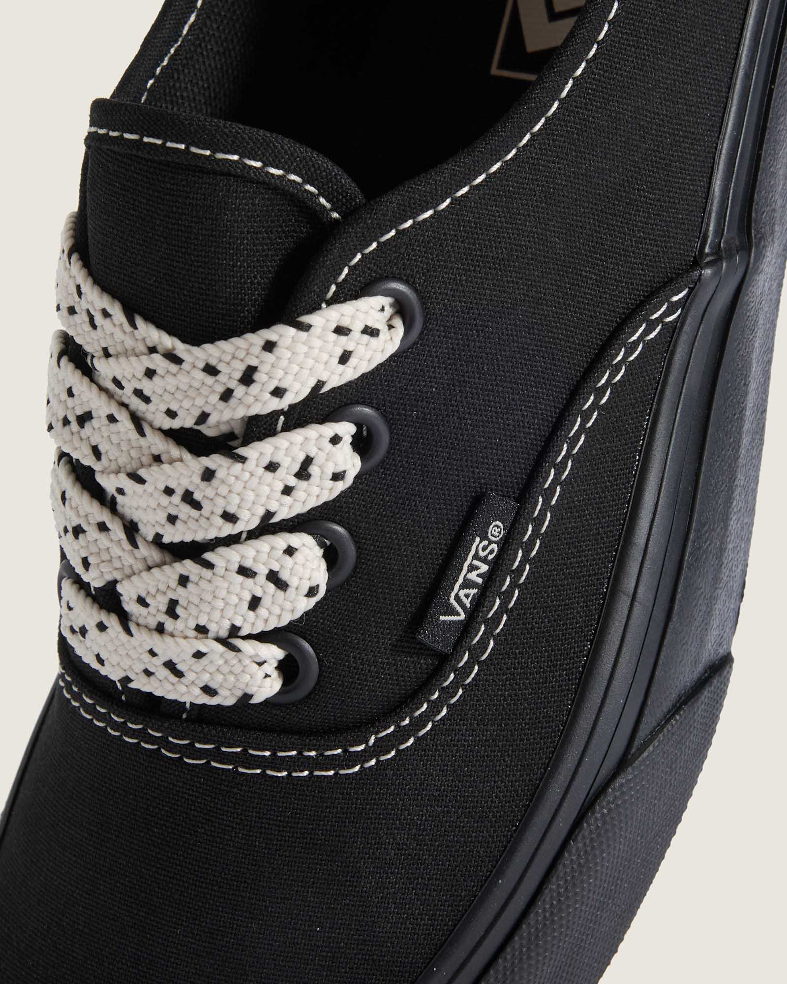 オーセンティック| VANS（ヴァンズ）公式ストア