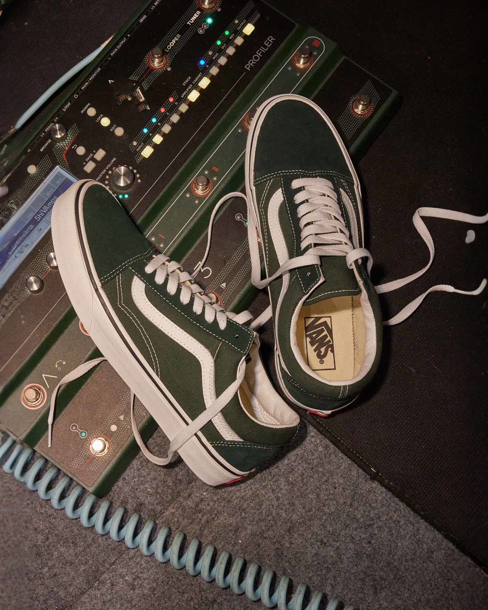 オールドスクール| VANS（ヴァンズ）公式ストア