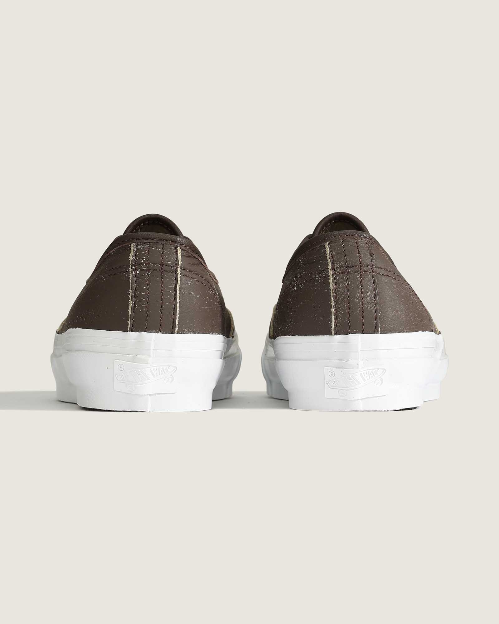 PREMIUM オーセンティック エイジドレザー| VANS（ヴァンズ