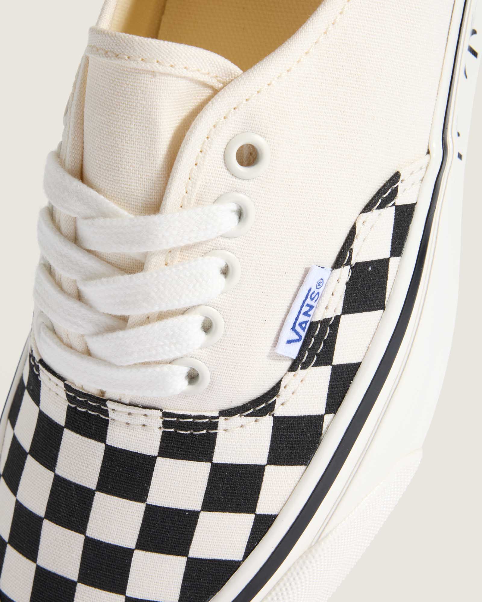 WACKO MARIA Vans Premium Authentic ホワイト WACKO MARIA (VANS LX AUTHENTIC 44) WHITE - FAMLEST