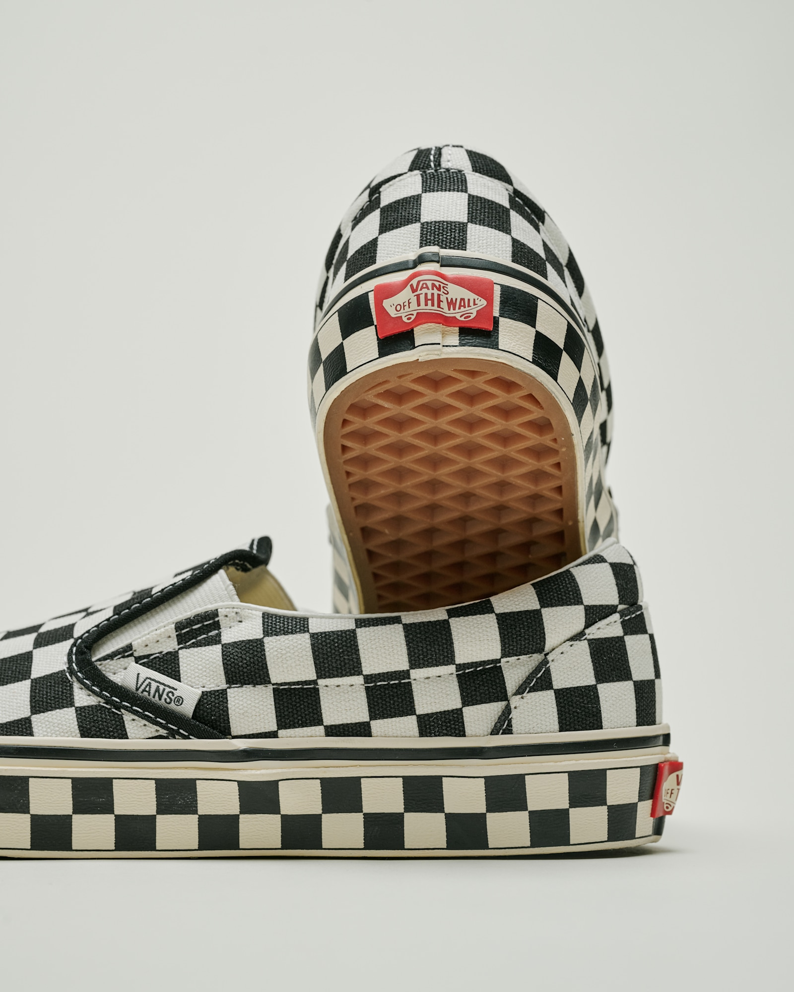 クラシック スリッポン| VANS（ヴァンズ）公式ストア
