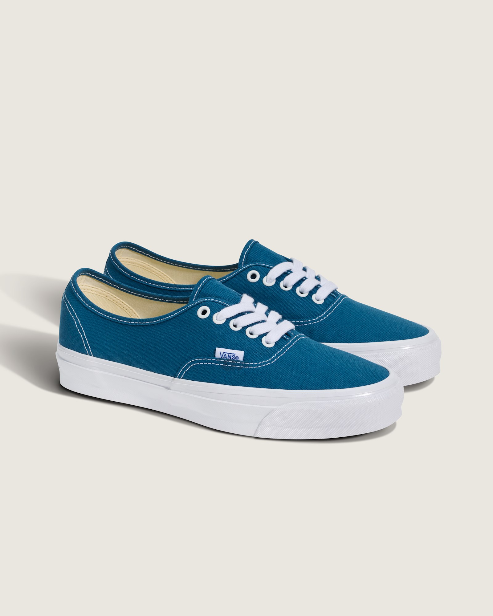 PREMIUM オーセンティック| VANS（ヴァンズ）公式ストア