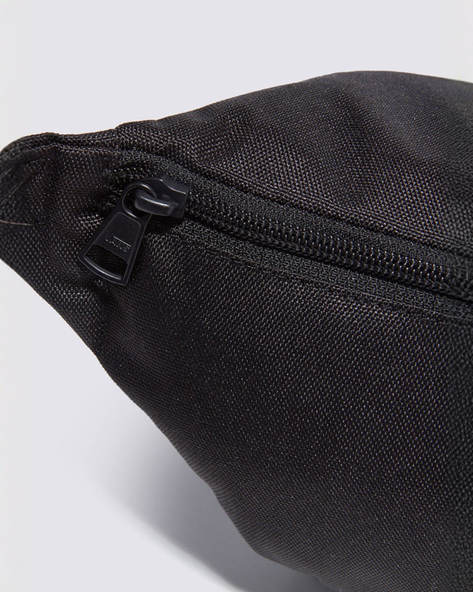 TRAVELER ファニーパック image number 3