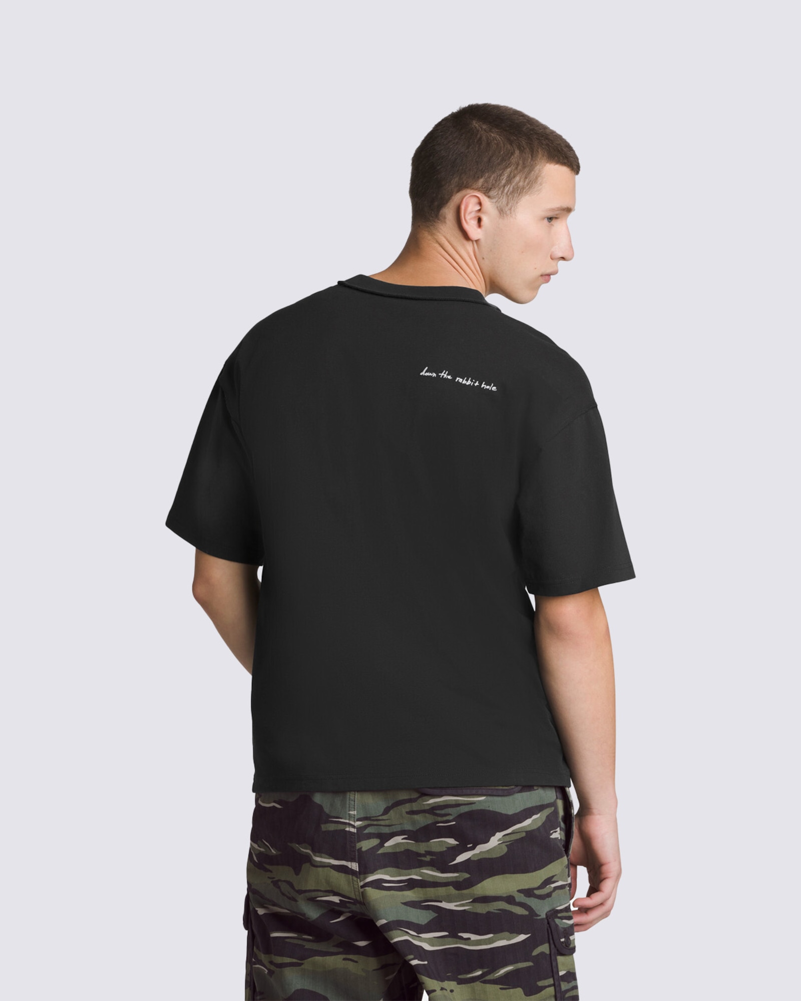 PREMIUM DOWN THE RABBIT HOLE Tシャツ image number 2