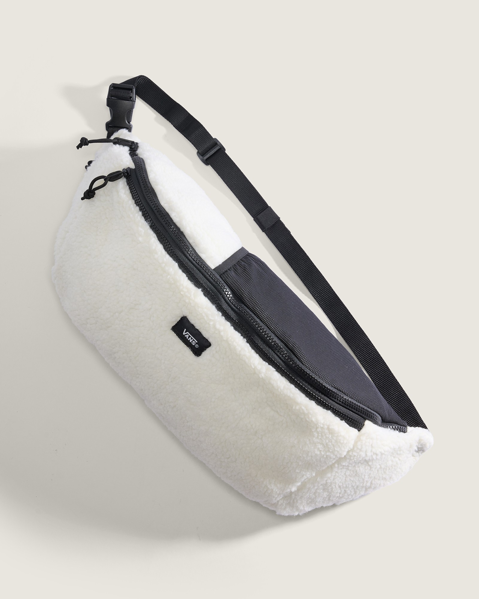 DETACHED スリングバッグ image number 0