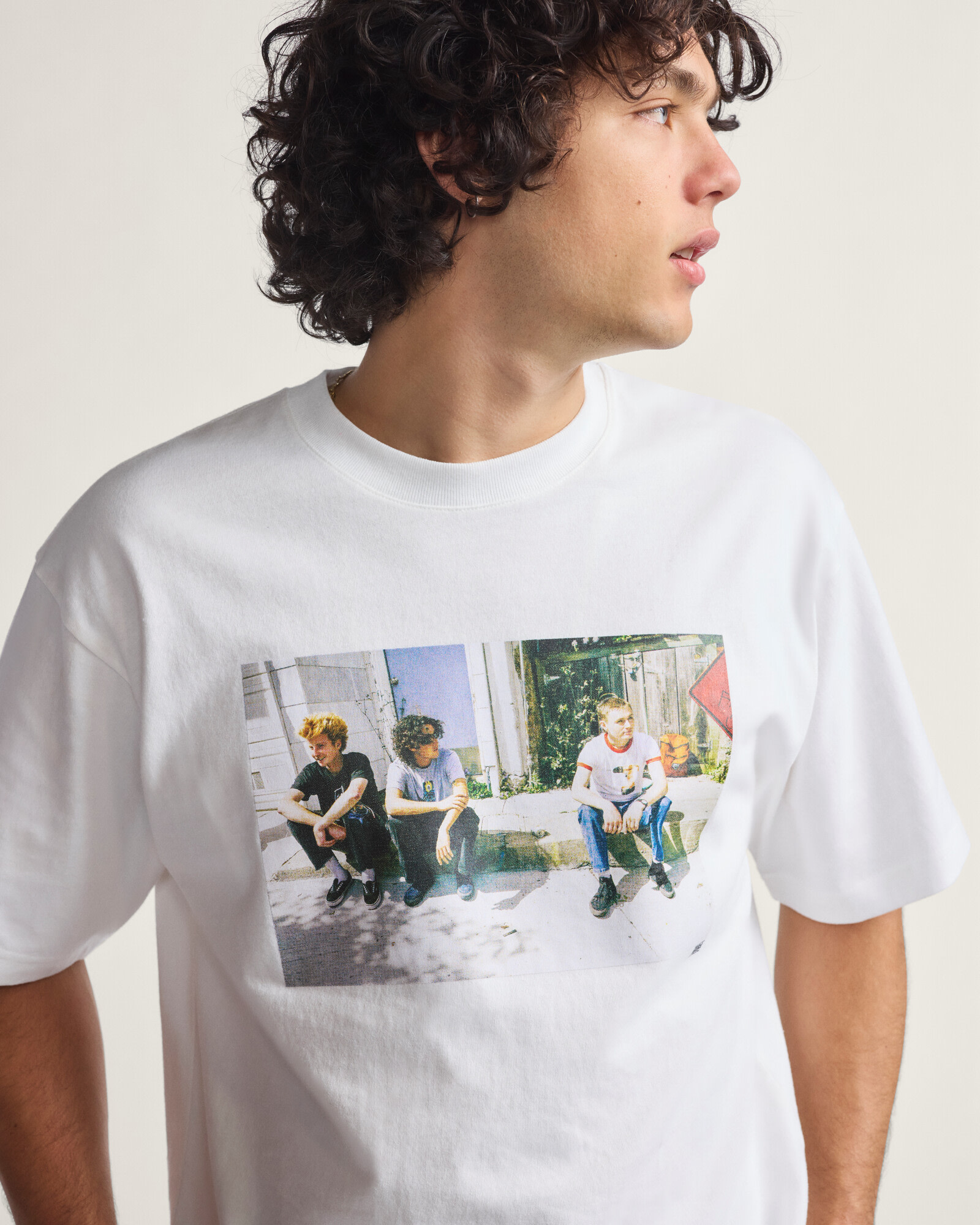 スケート CURB CREW Tシャツ by Atiba Jefferson image number 2