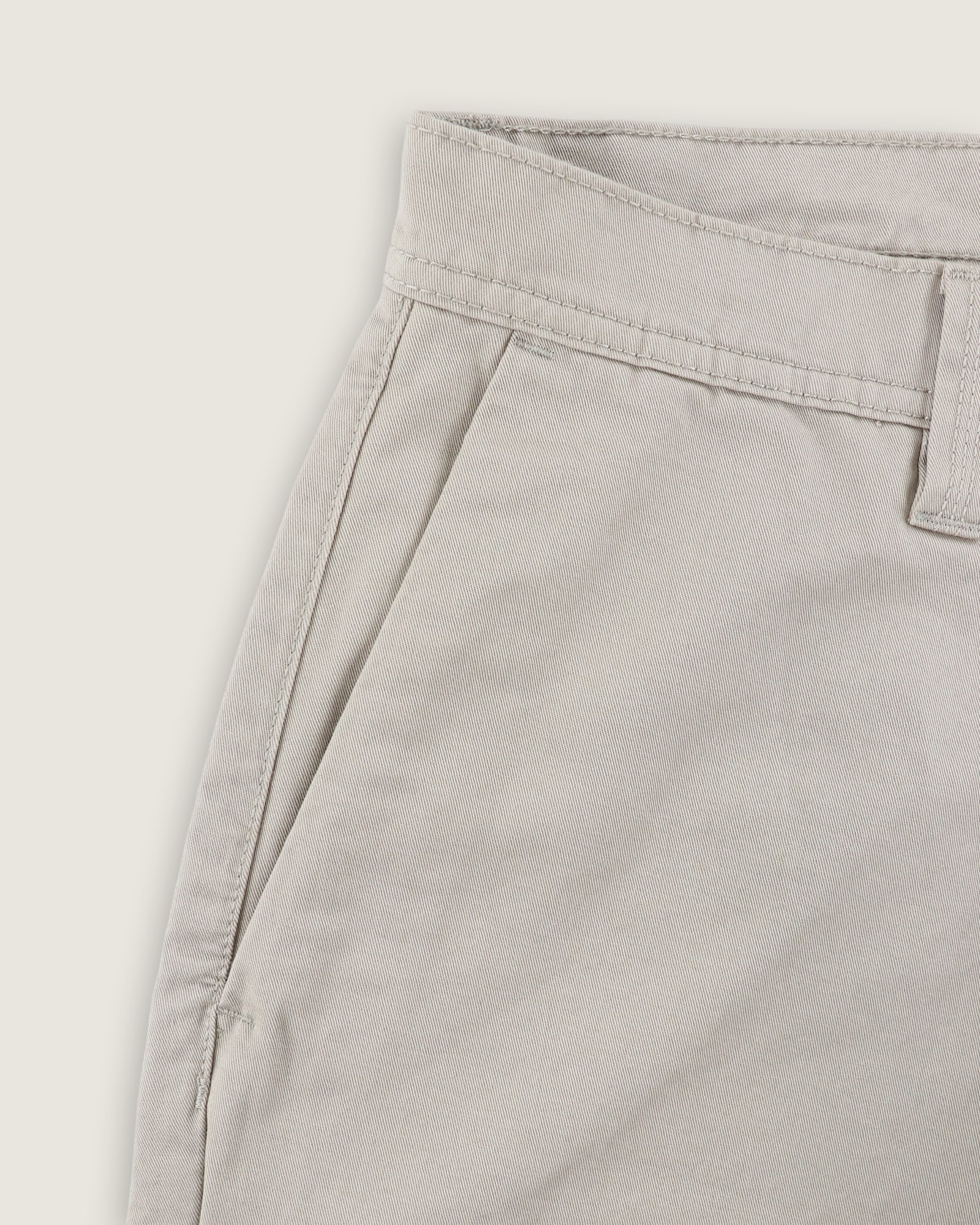 スケート ルーズチノ by Atiba Jefferson image number 3