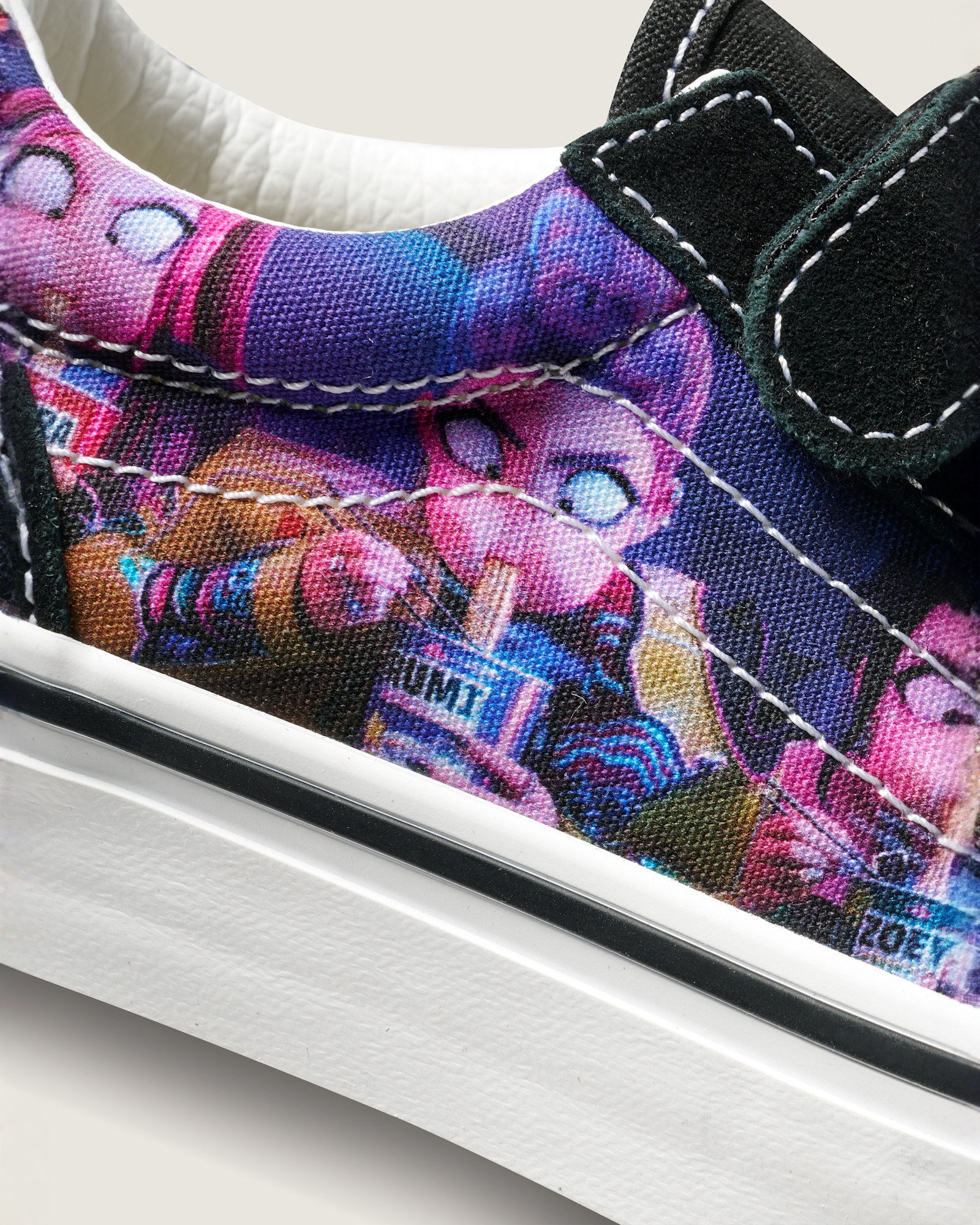 [12月9日発売開始] KPop Demon Hunters リトルキッズ オールドスクール V（4-8歳） image number 6