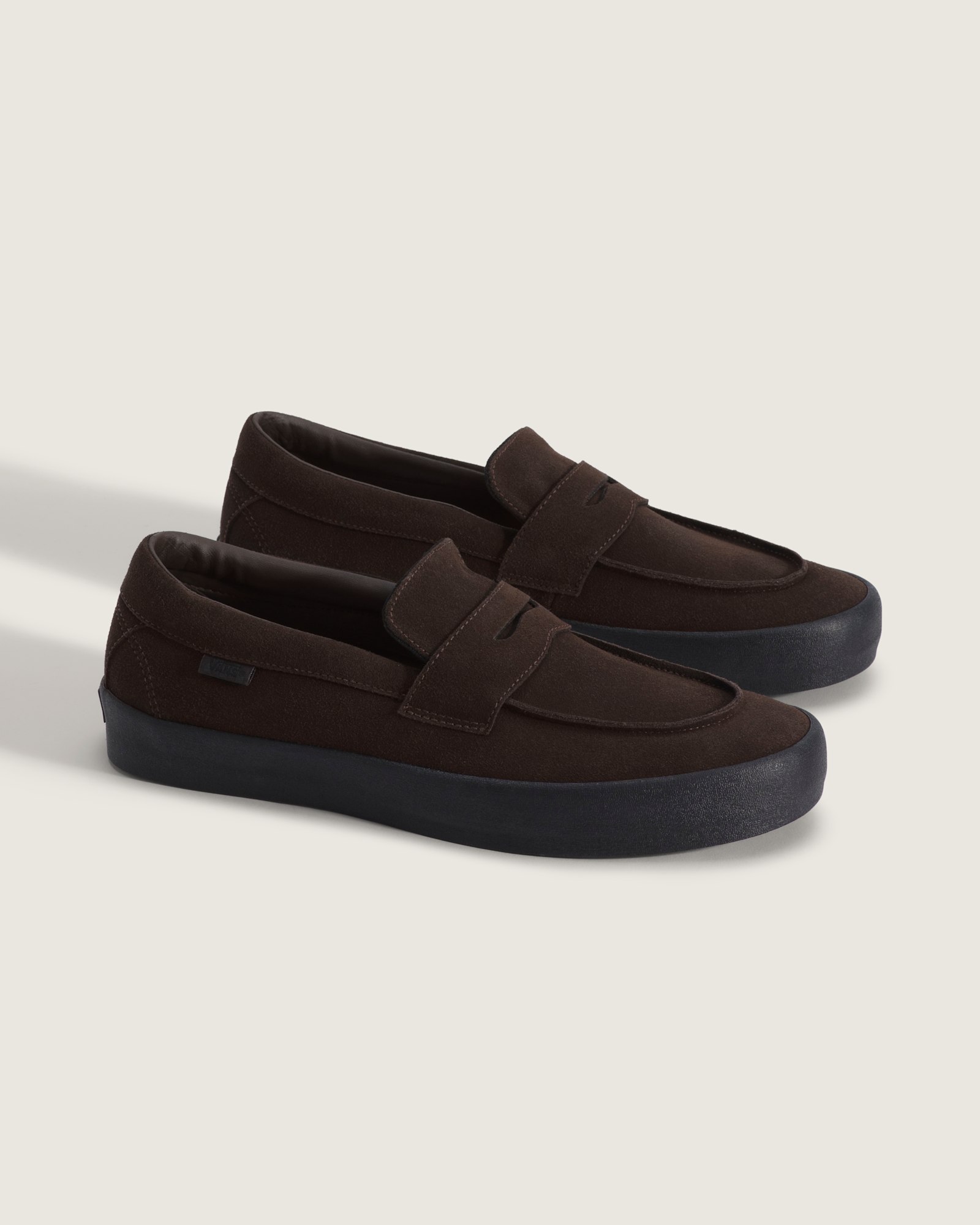 スケート ローファー スエード| VANS（ヴァンズ）公式ストア
