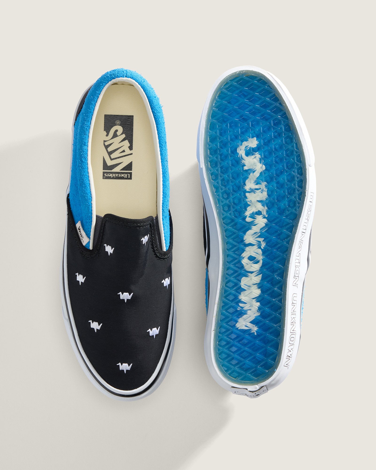 LIBERAIDERS PREMIUM スリッポン| VANS（ヴァンズ）公式ストア