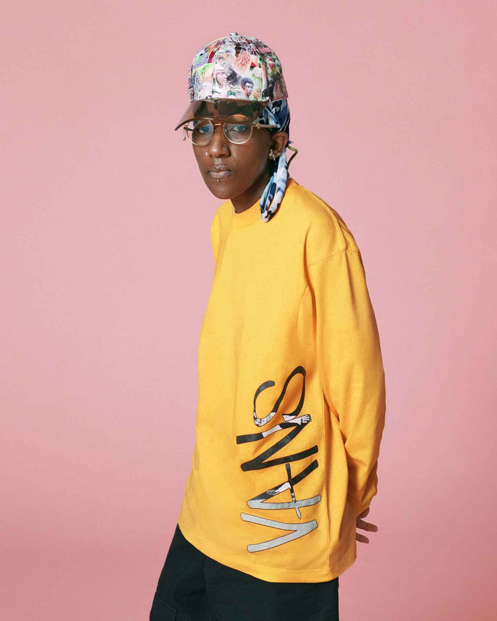 ロゴ Tシャツ by Atiba Jefferson image number 7