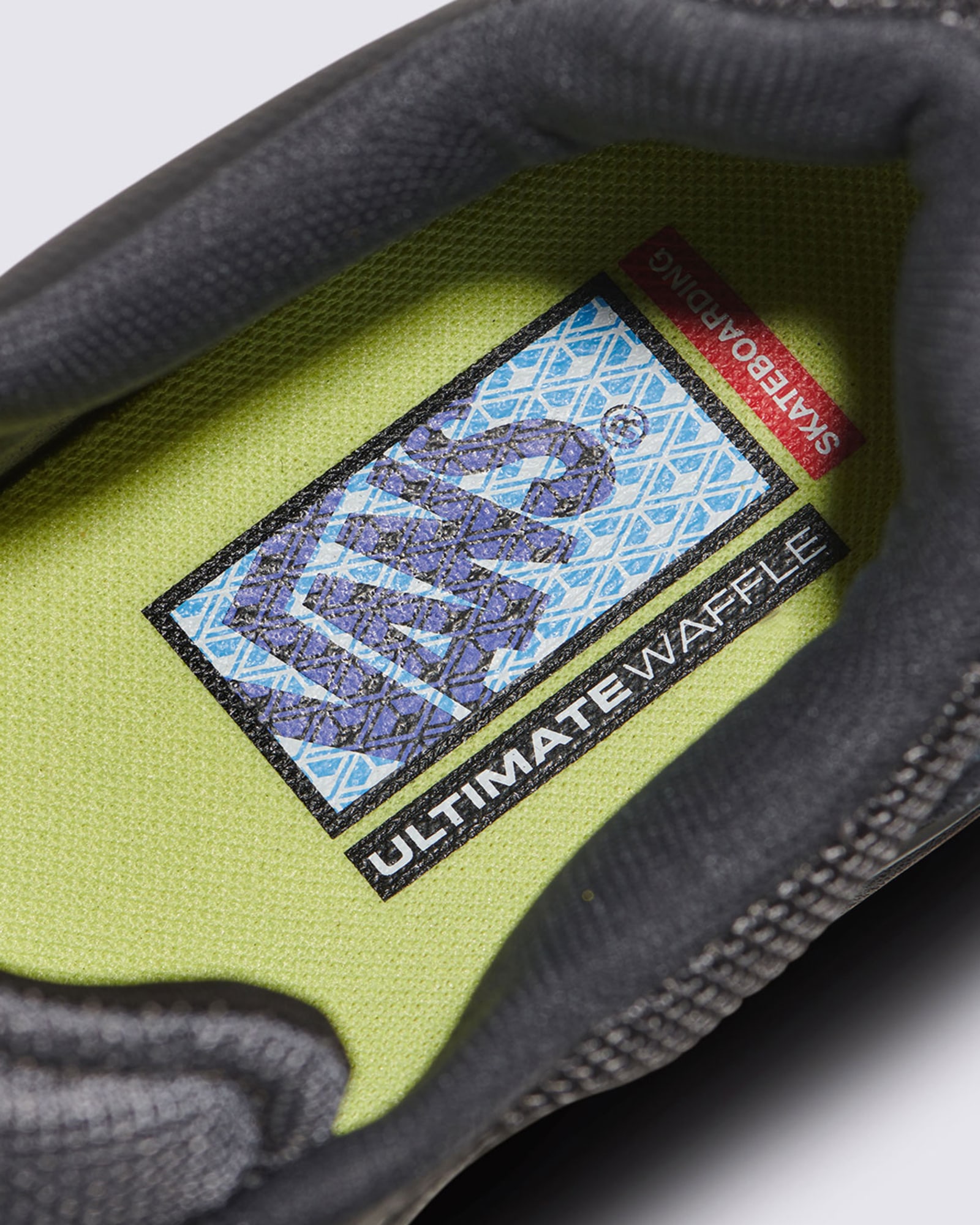 AVE 2.0| VANS（ヴァンズ）公式ストア