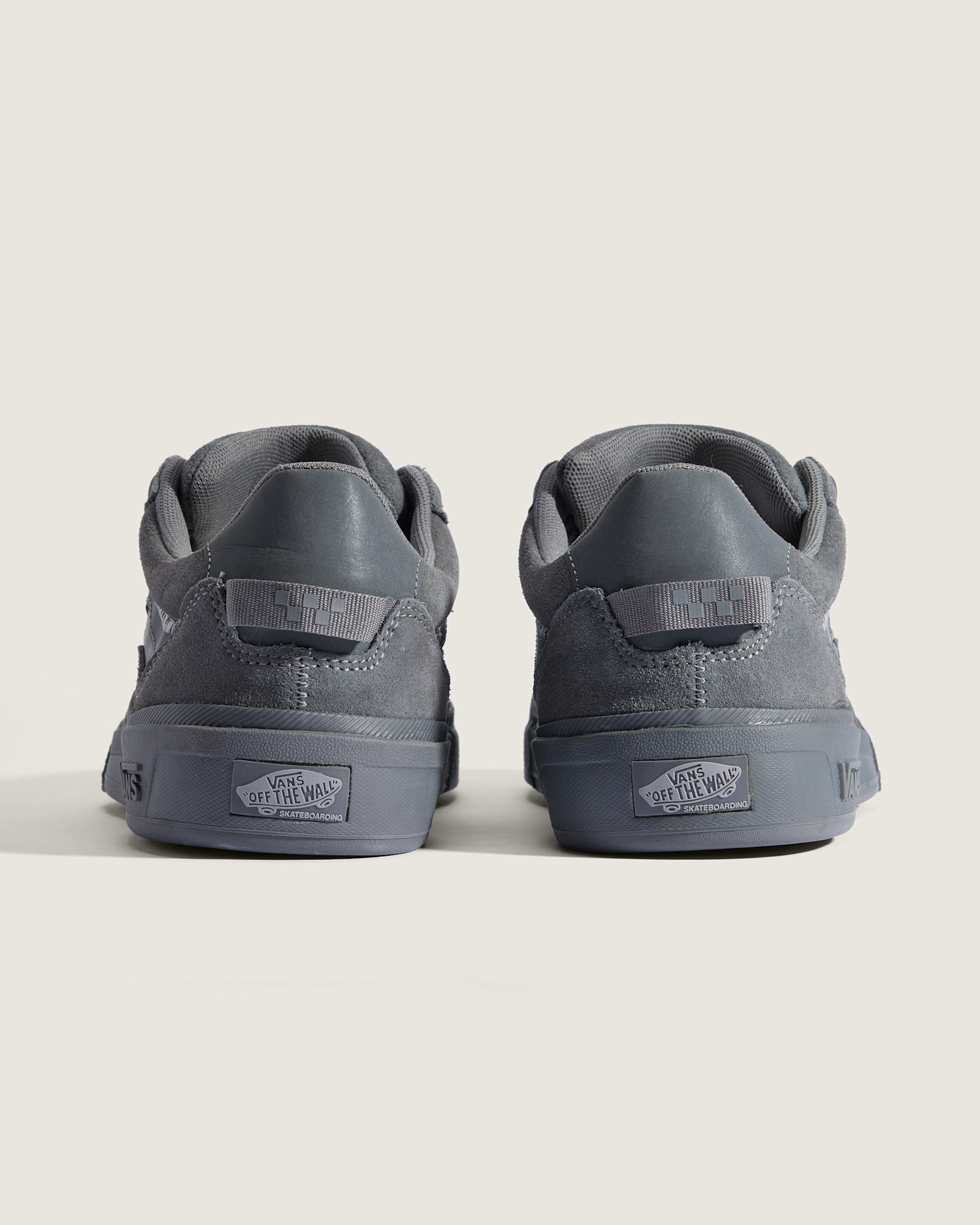 スケート 2 ウェイビー by Atiba Jefferson