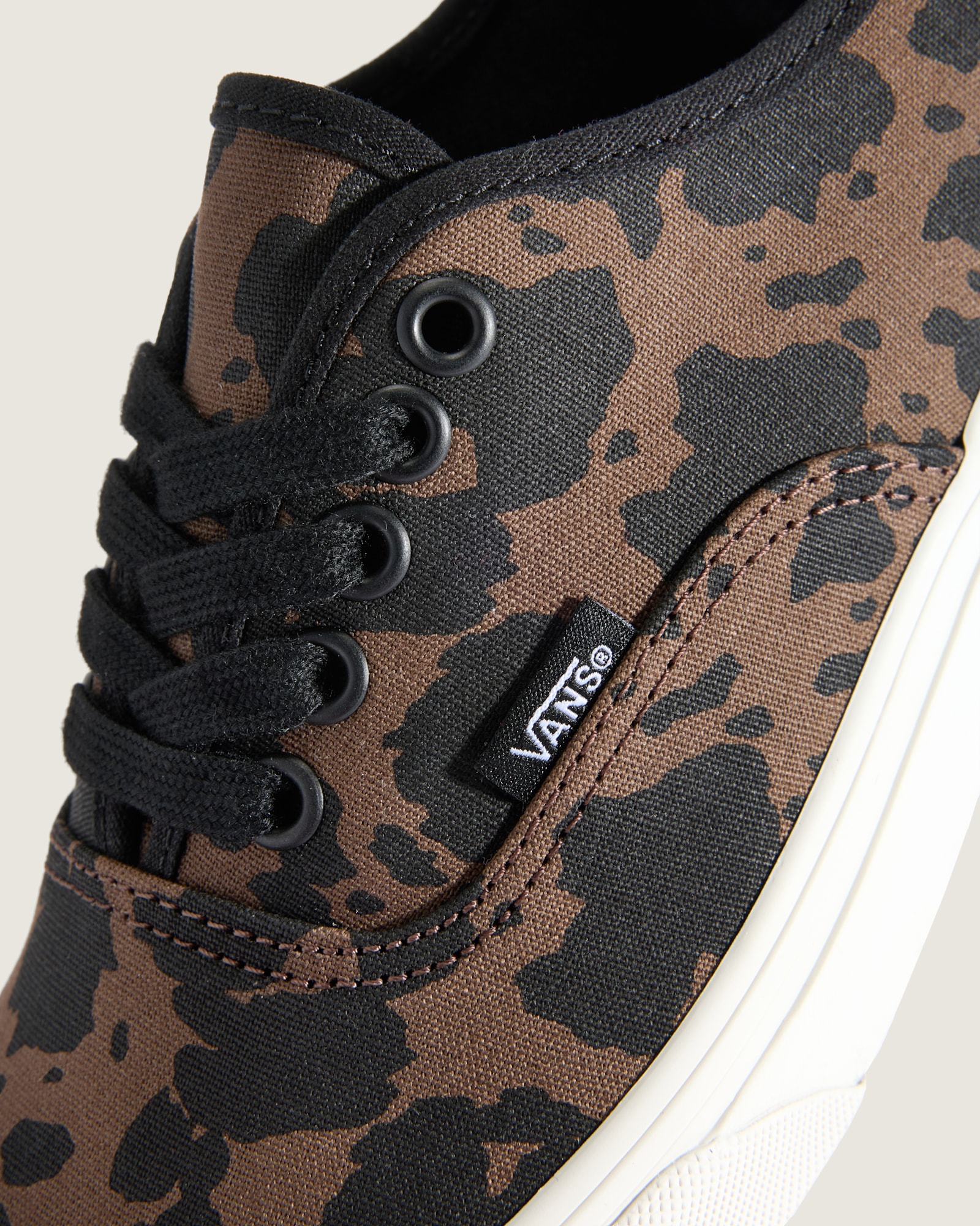 オーセンティック