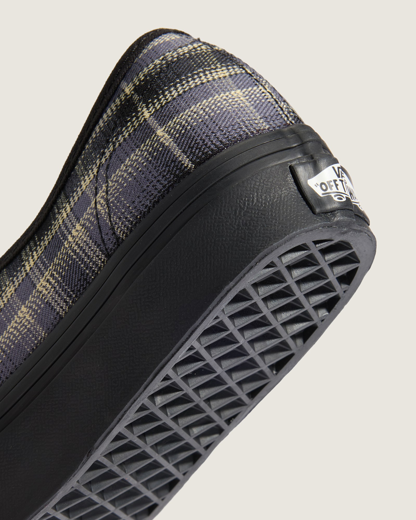 オーセンティック