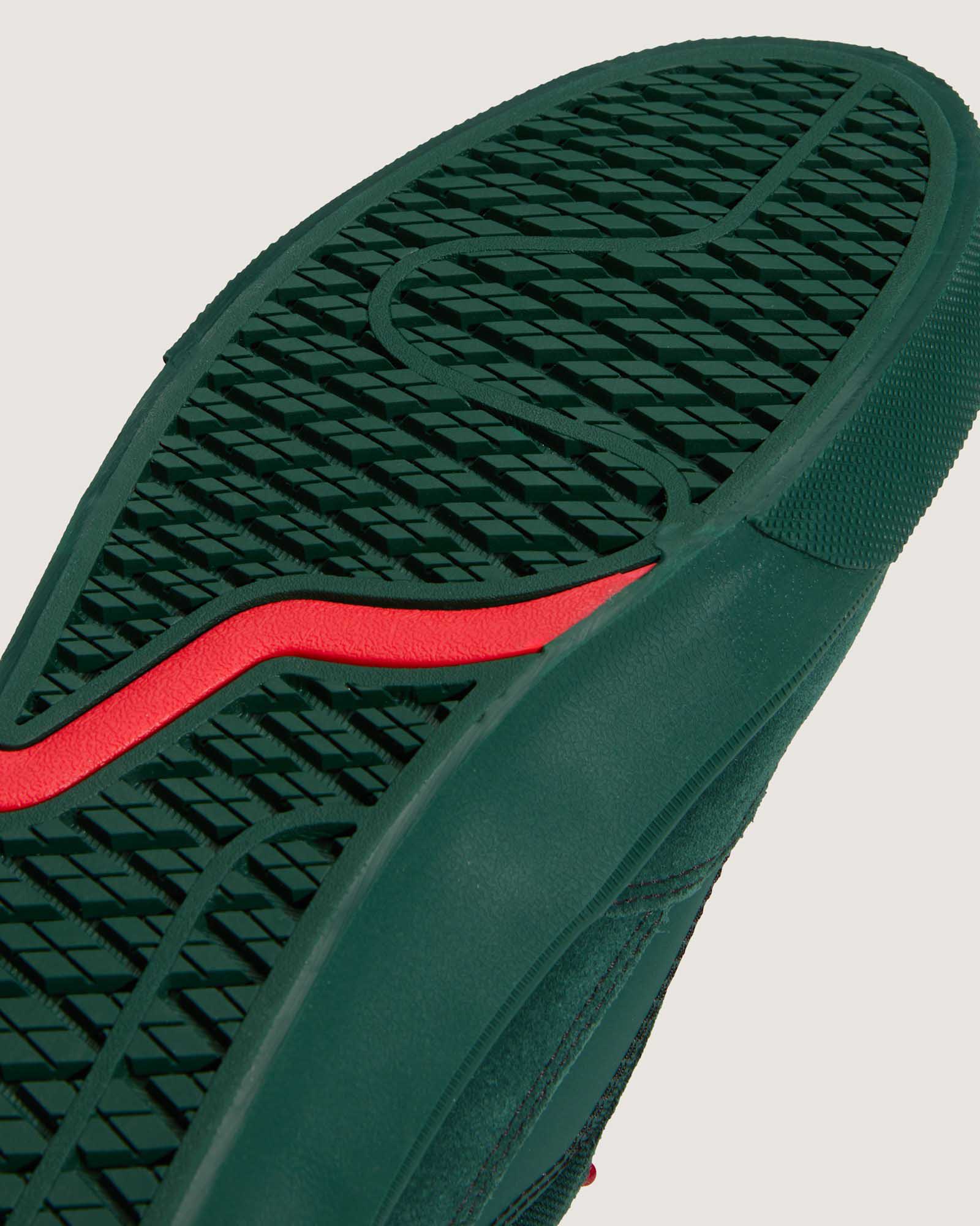 スケート カレン・ケープルズ by Atiba Jefferson