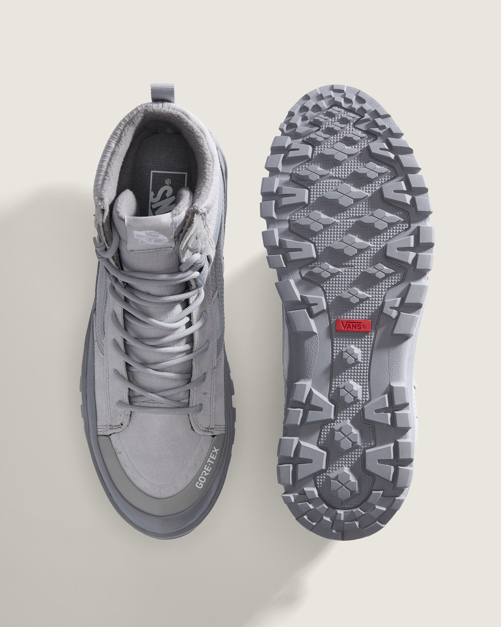 スケートハイ GORE-TEX インシュレーテッド