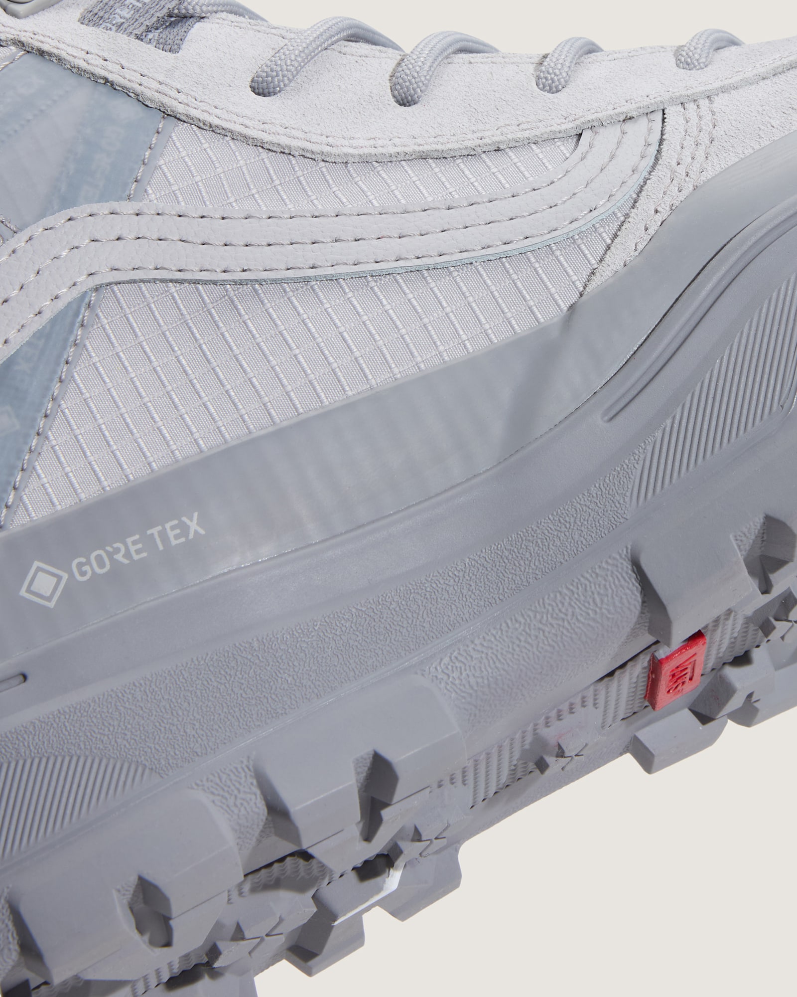 スケートハイ GORE-TEX インシュレーテッド