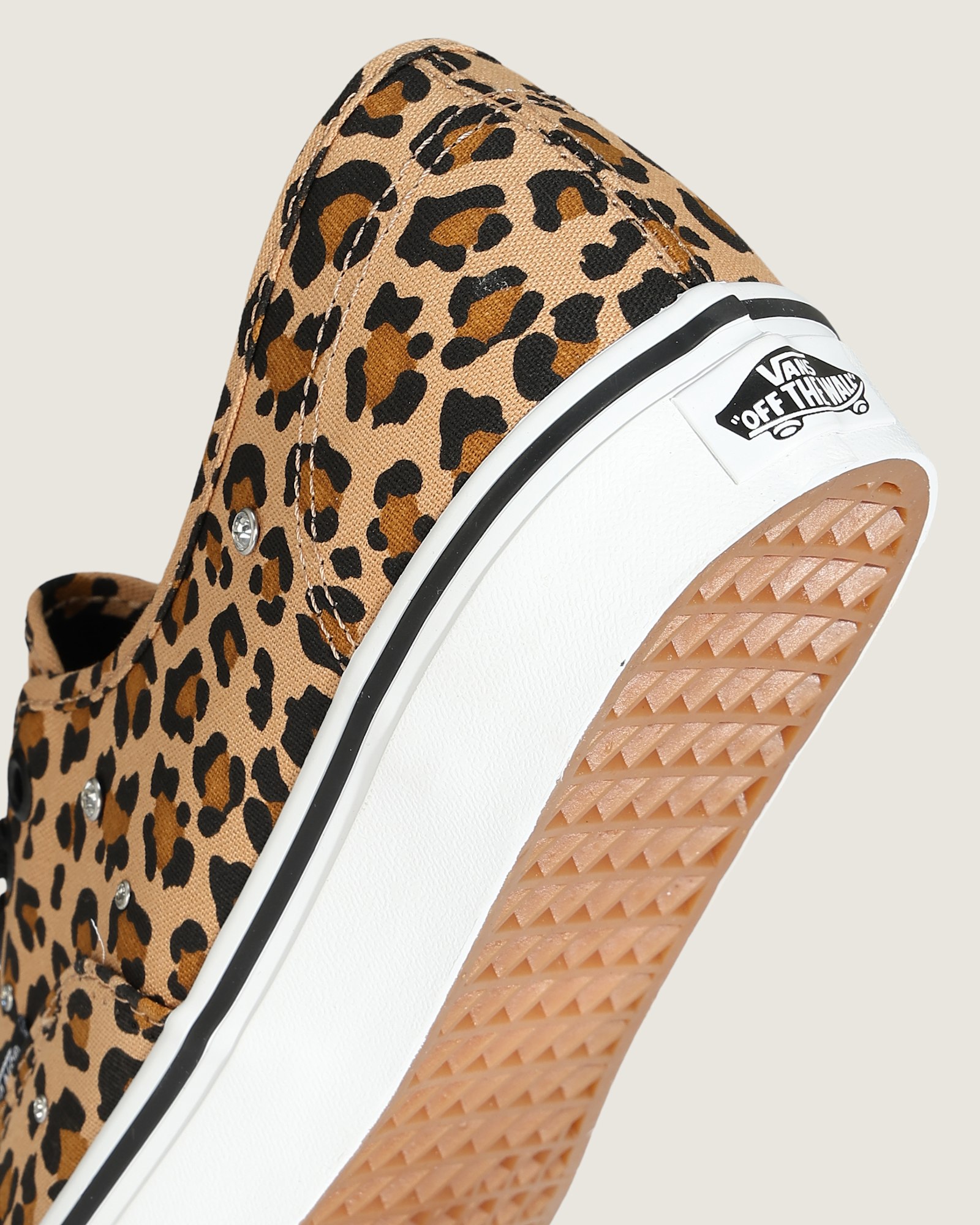 オーセンティック