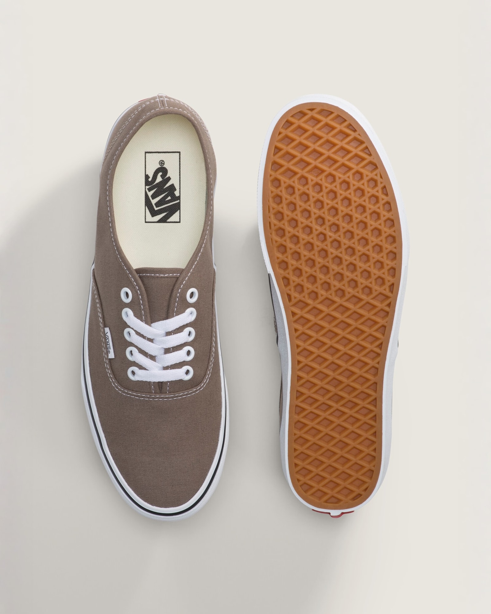 オーセンティック