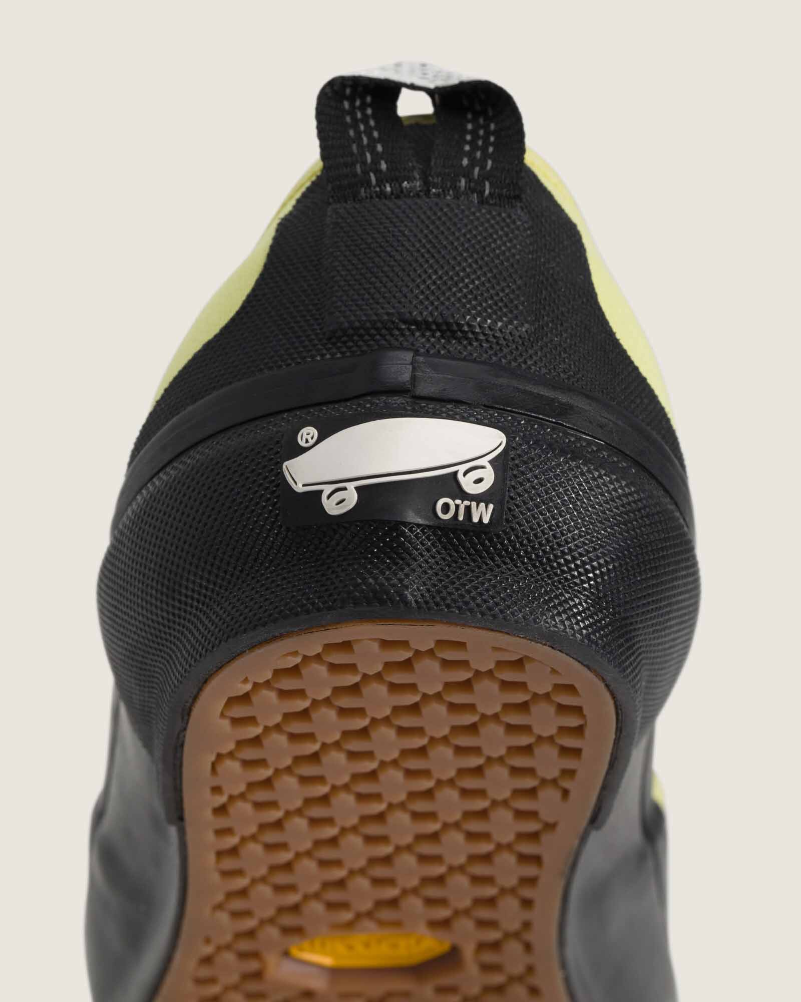 OTW オーセンティック ジップ VIBRAM