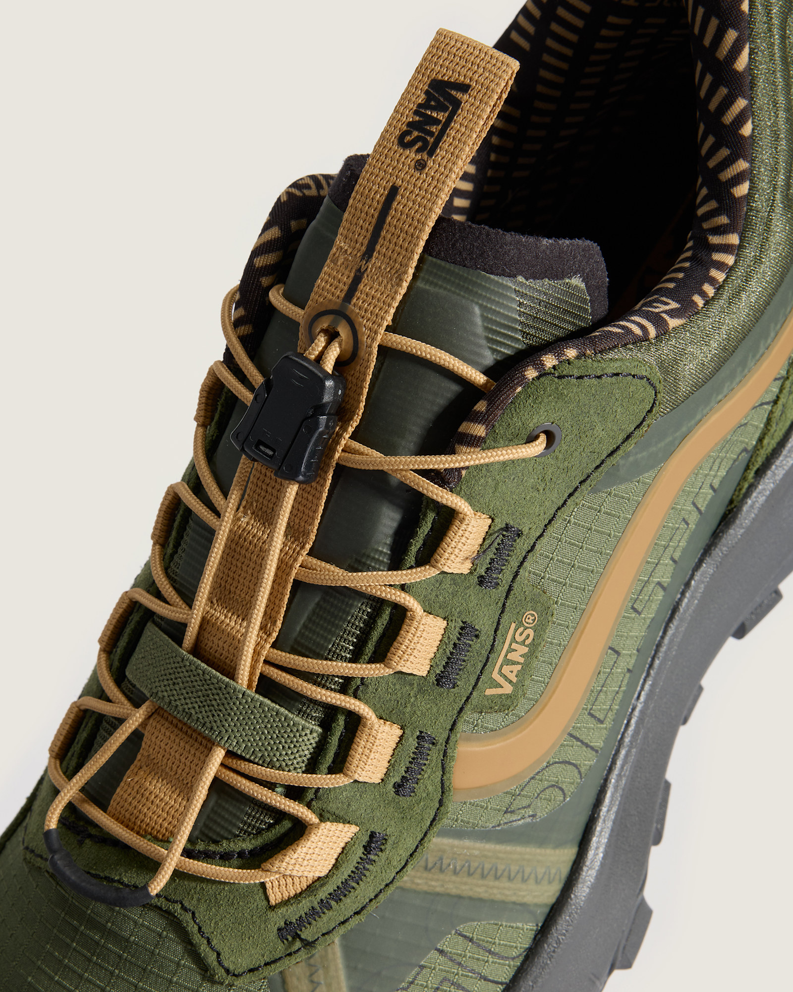 クロスパス XC GORE-TEX