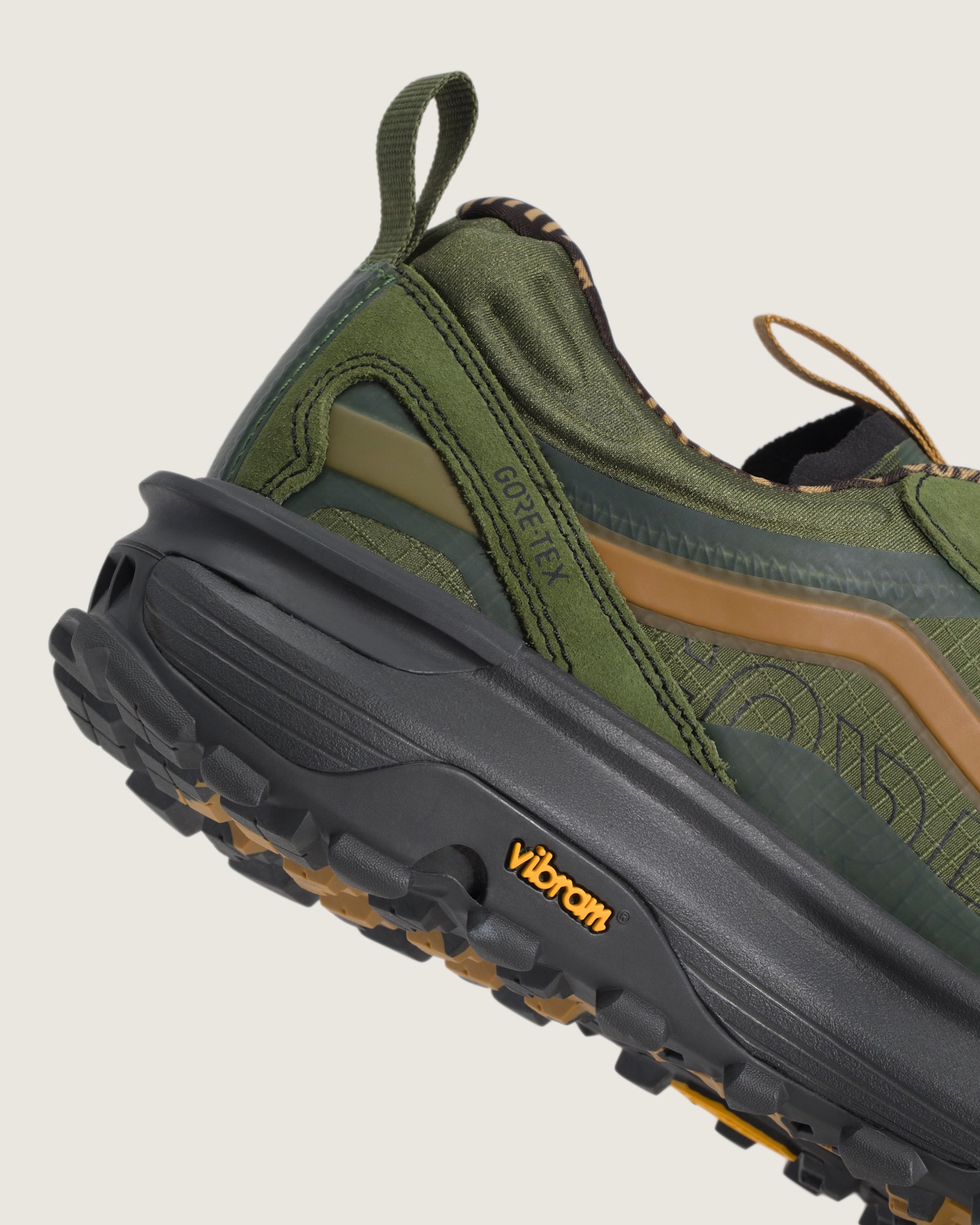 クロスパス XC GORE-TEX