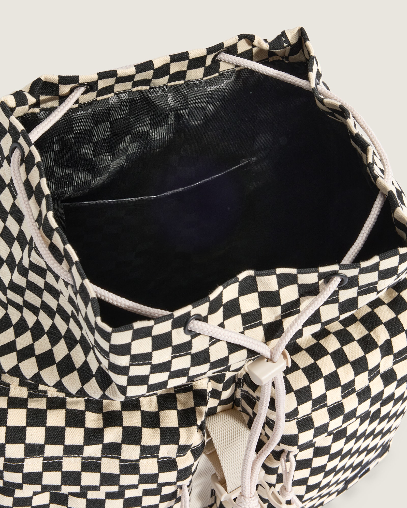 SCATTER バックパック（20L）