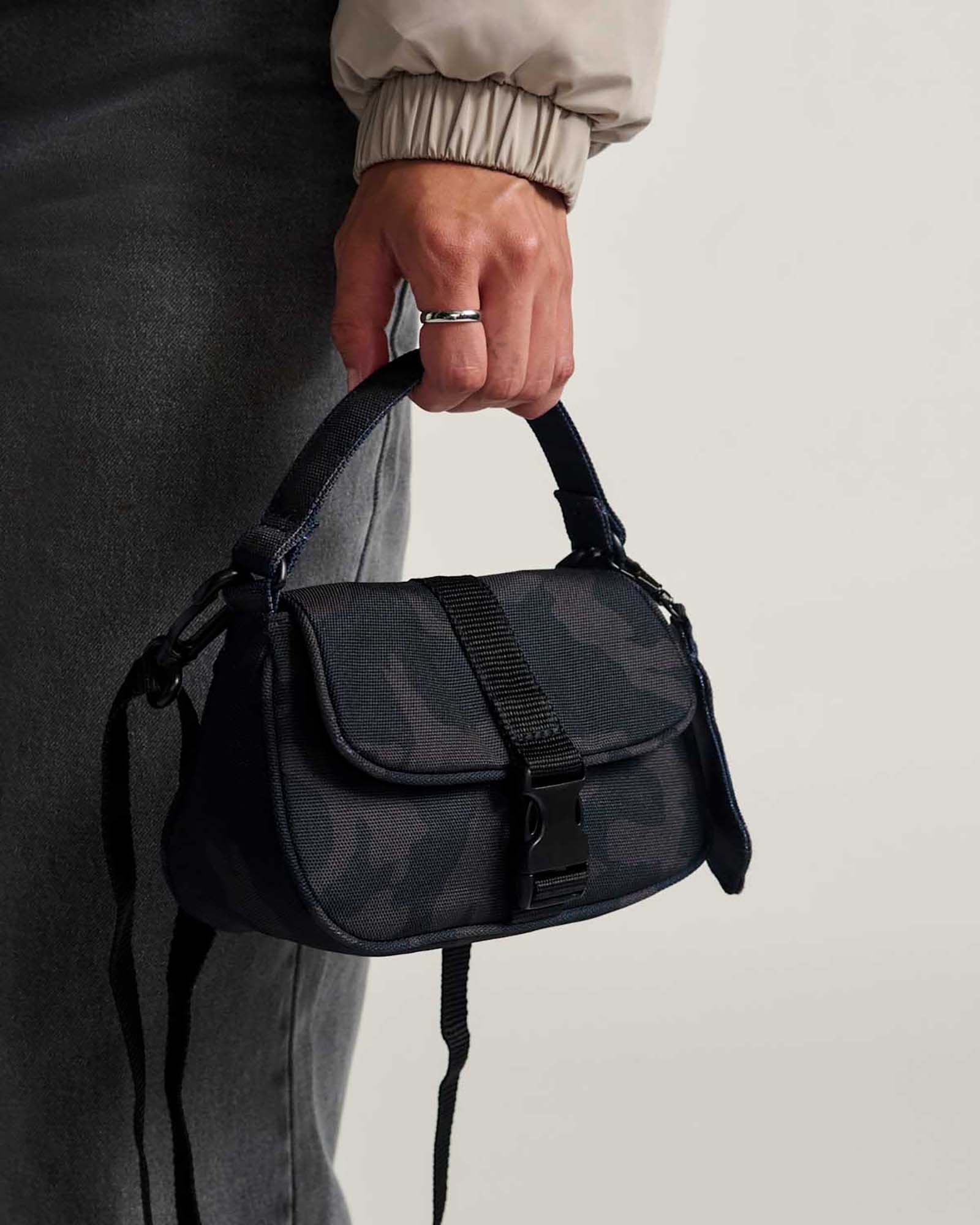 HOOKED ON ミニバッグ