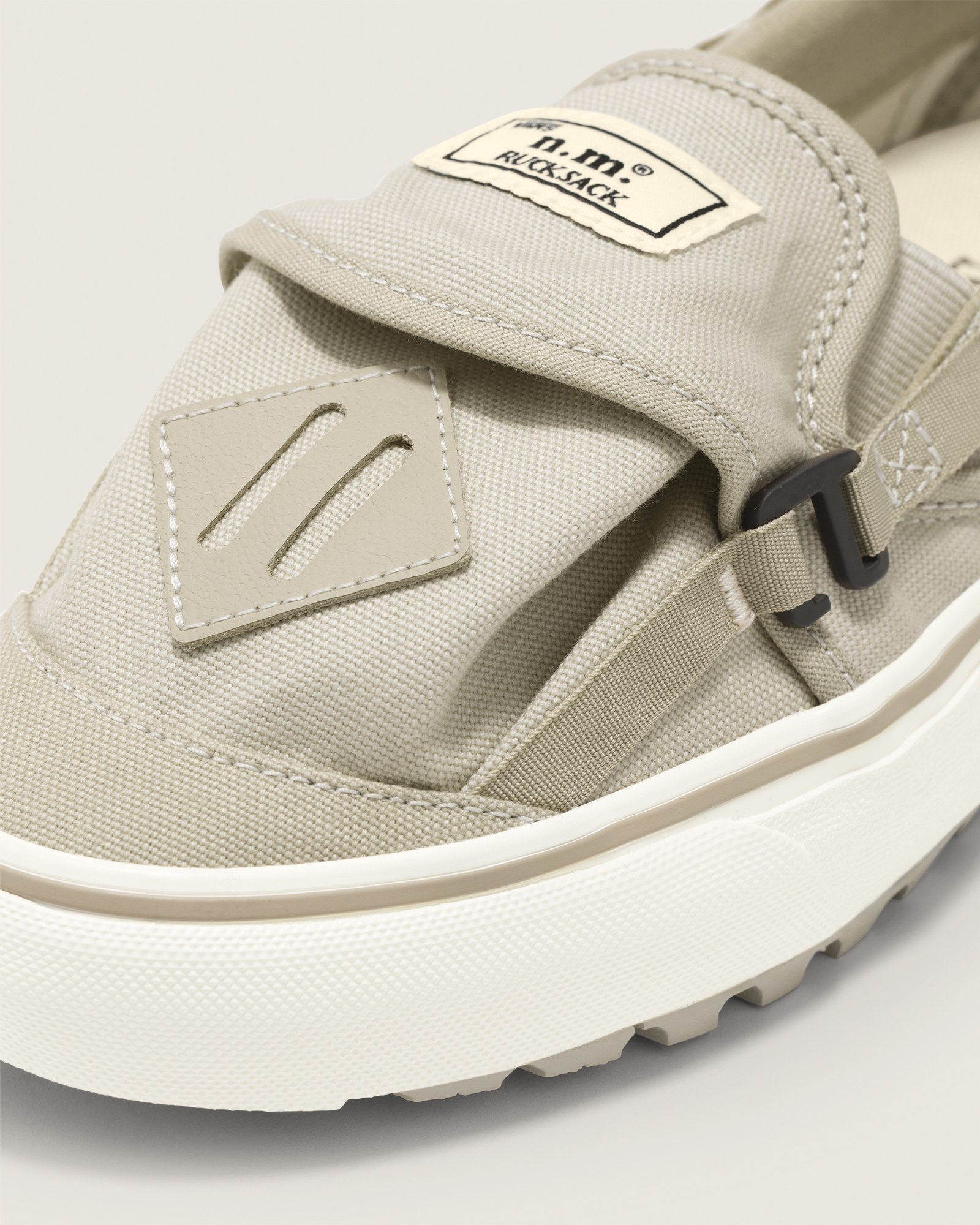 NICOLE MCLAUGHLIN スリッポン MTE RS