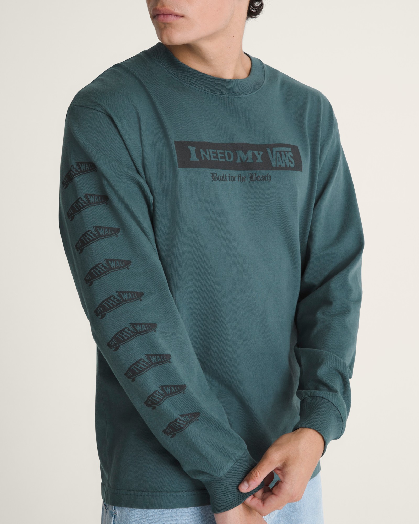I NEED MY ロングスリーブ Tシャツ