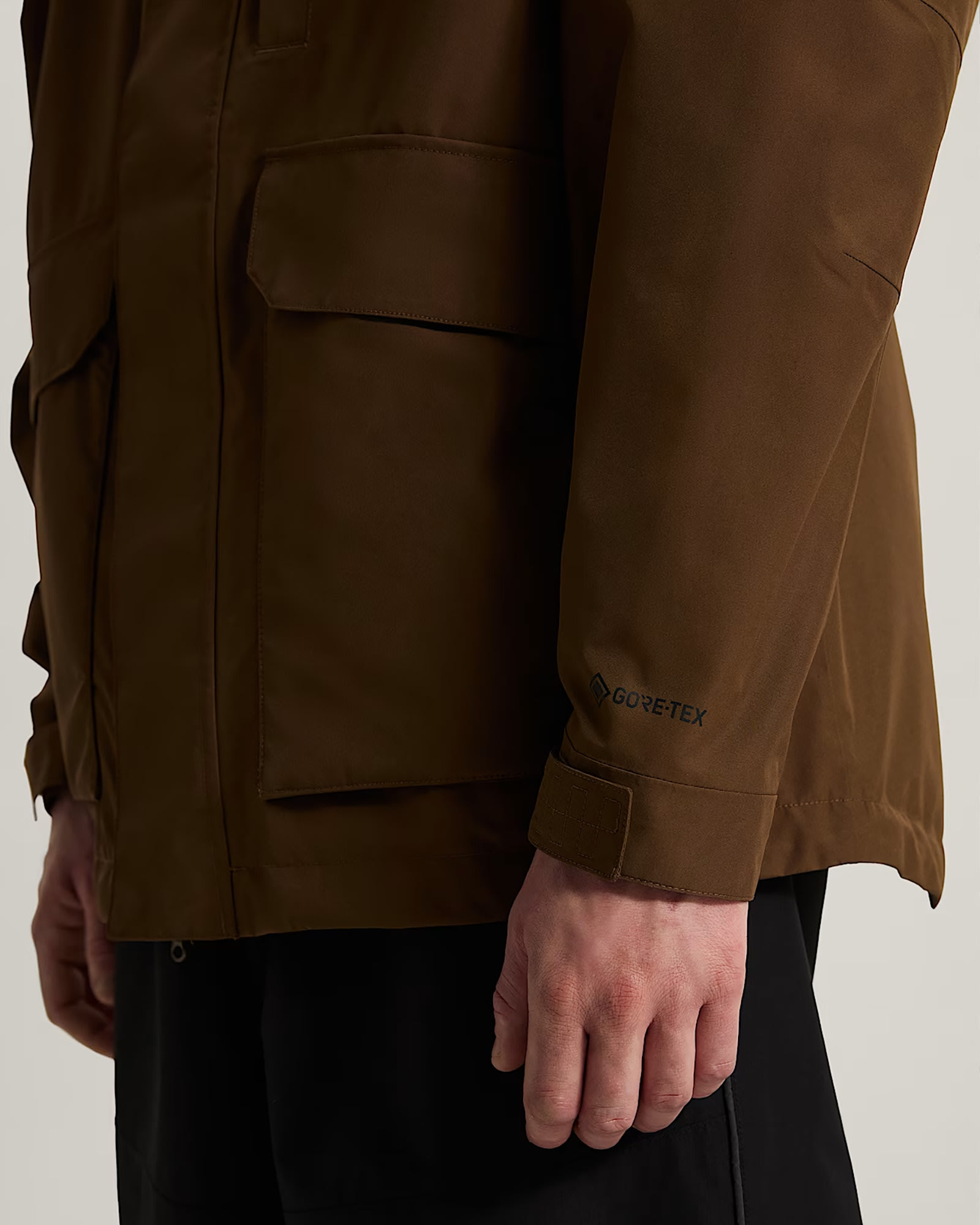 Jill Perkins TAKE UP 2L GORE-TEX シェルジャケット