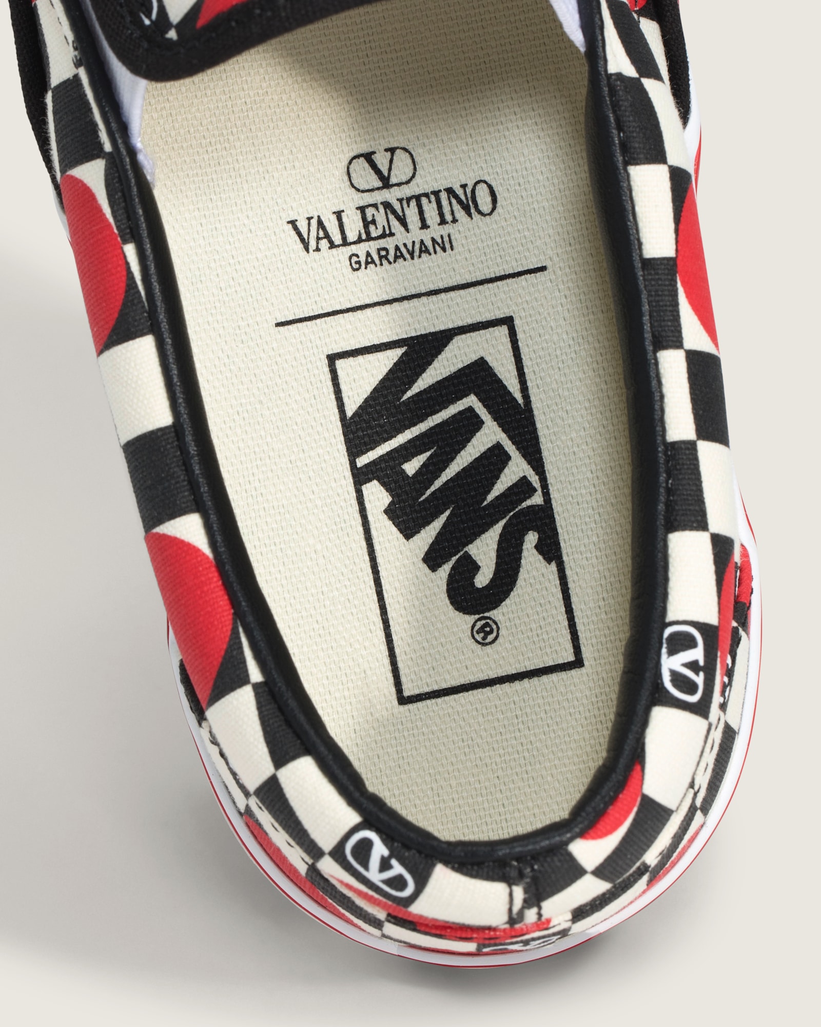 Valentino Garavani and Vans クラシック スリッポン