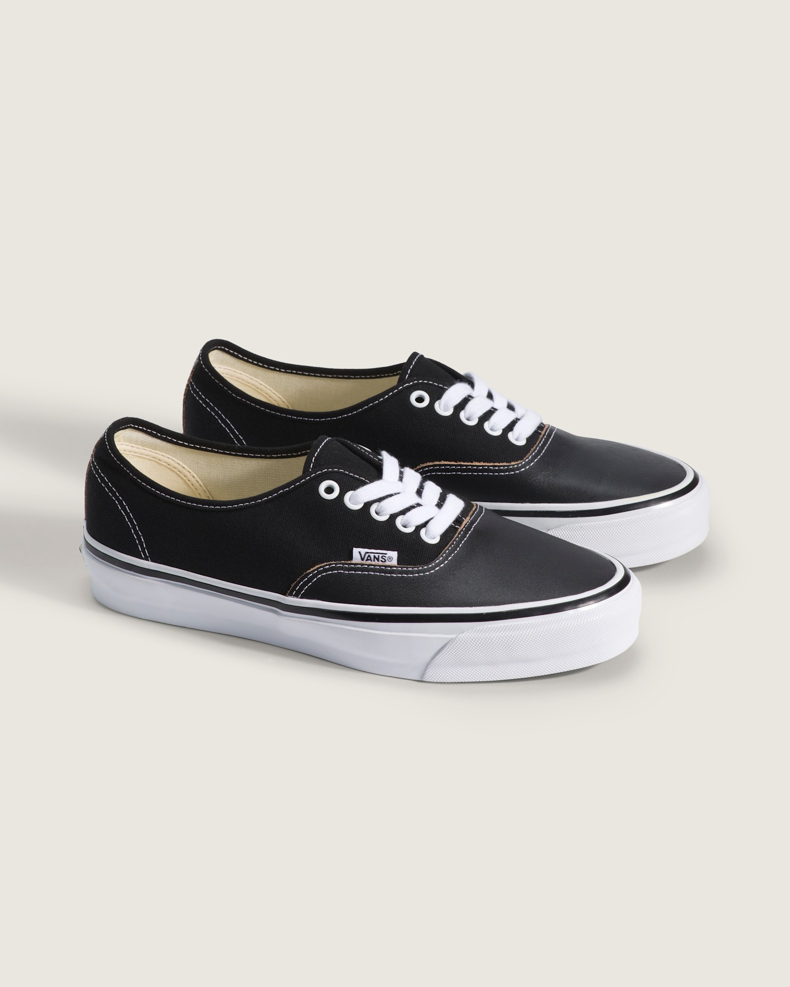 OTW オーセンティック 44 Siped Vibram