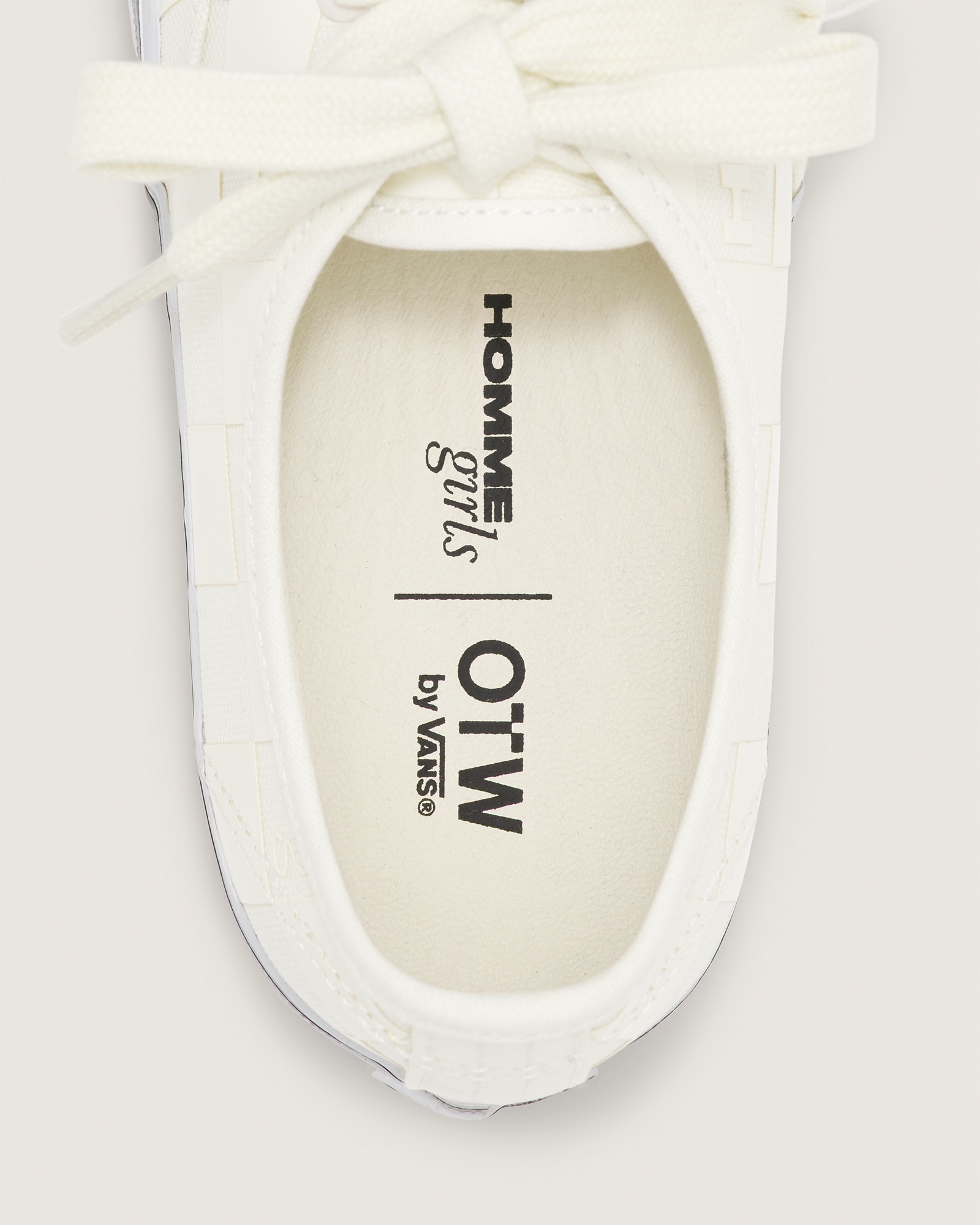 OTW by Vans X HommeGirls オーセンティック 44