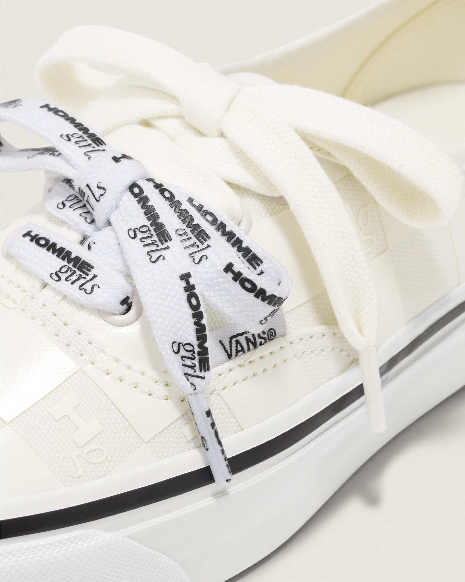 OTW by Vans X HommeGirls オーセンティック 44