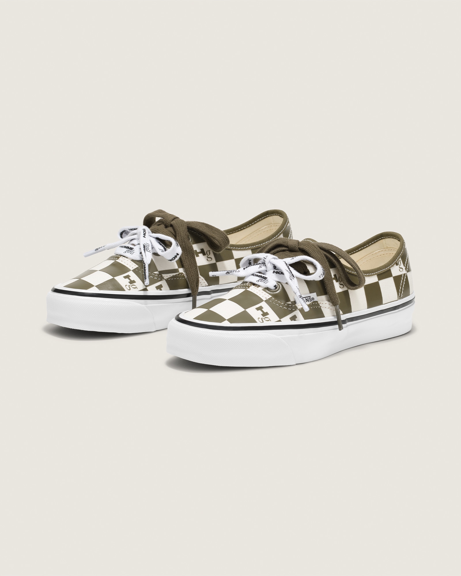 OTW by Vans X HommeGirls オーセンティック 44