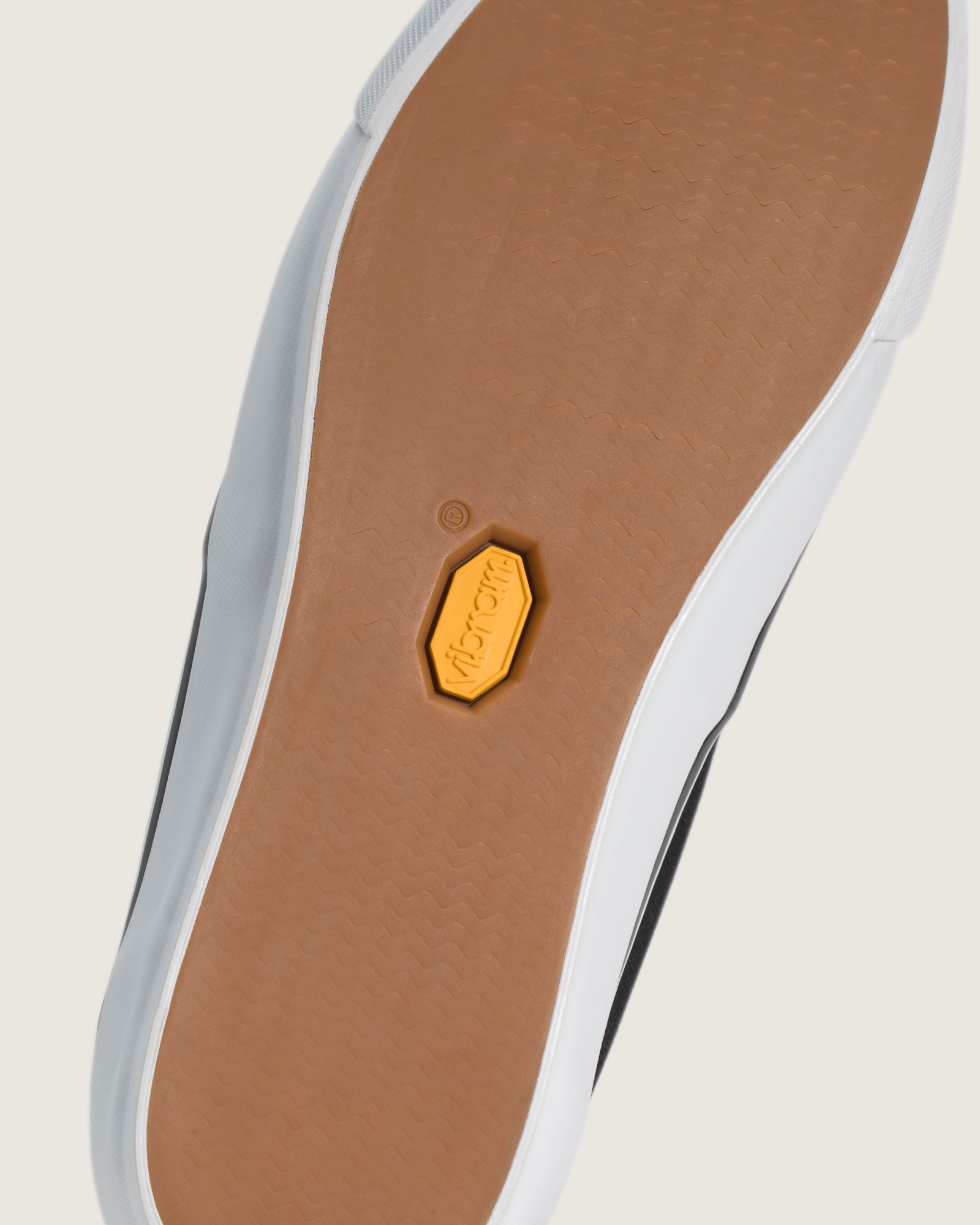 OTW オーセンティック 44 Siped Vibram